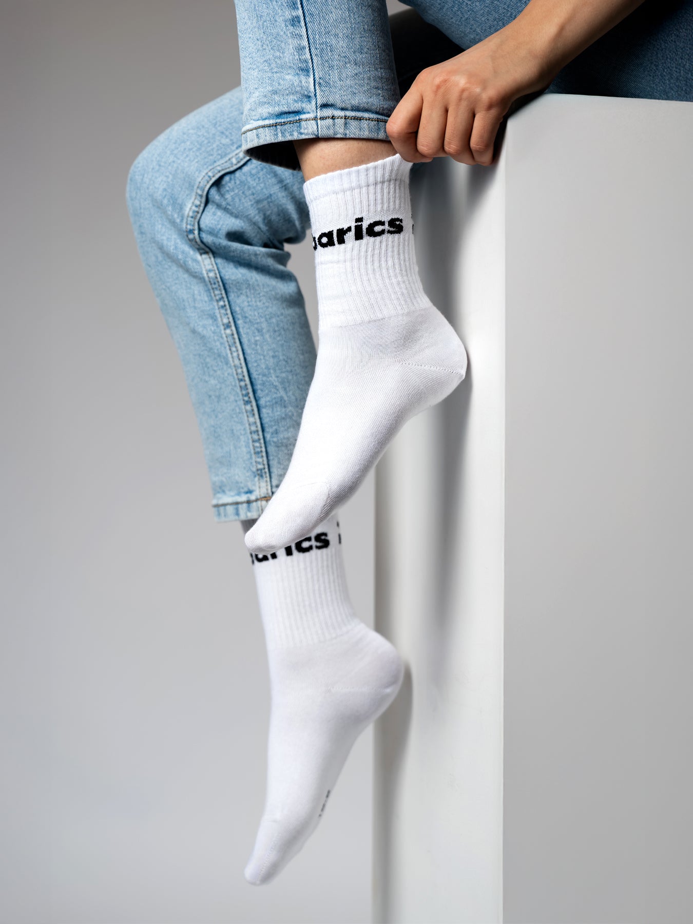 Barebarics - Barfußsocken - Crew - Weiß - Großes Logo