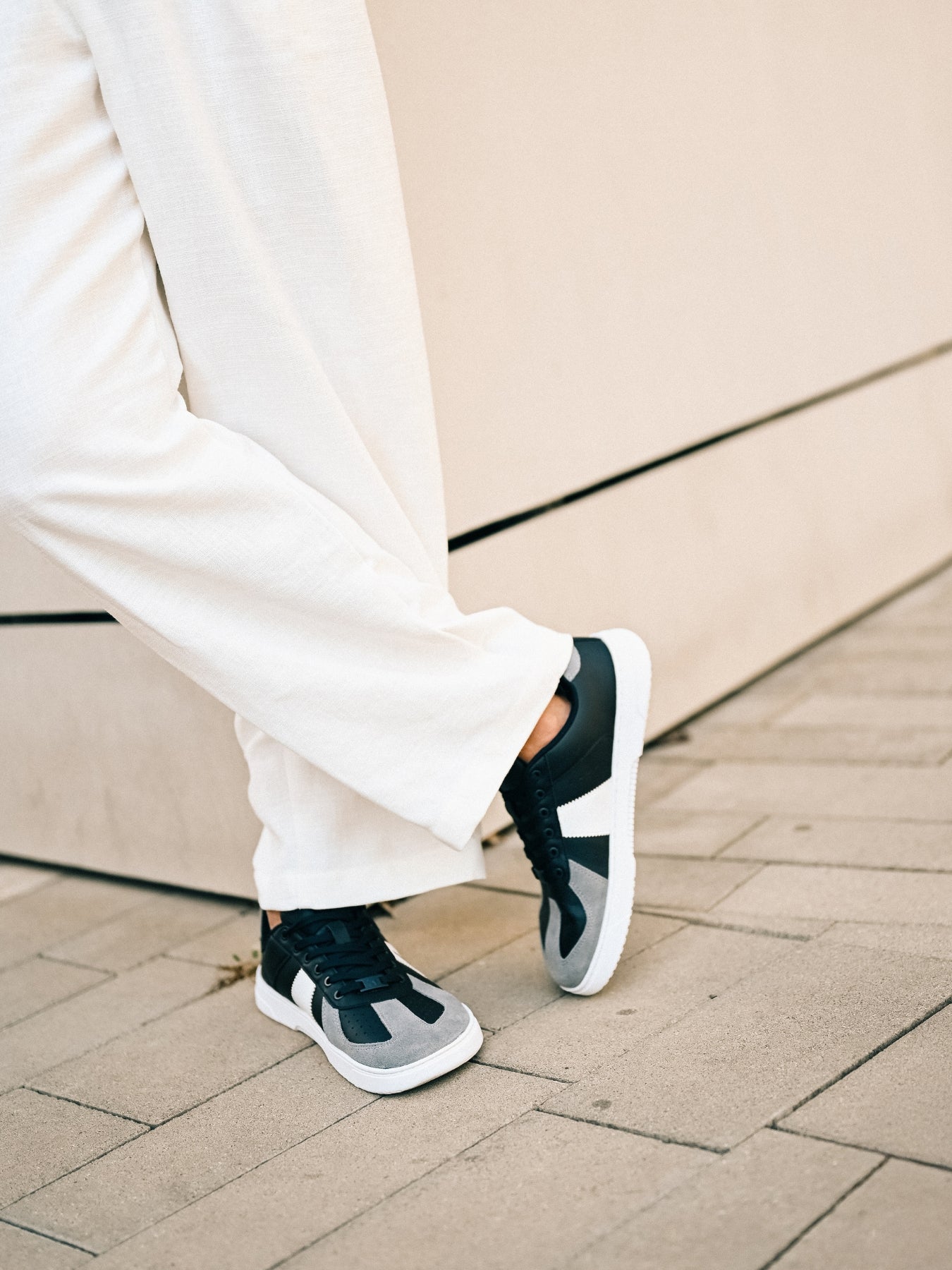Barfuß-Sneaker Barebarics Icara - Schwarz & Dunkelgrau