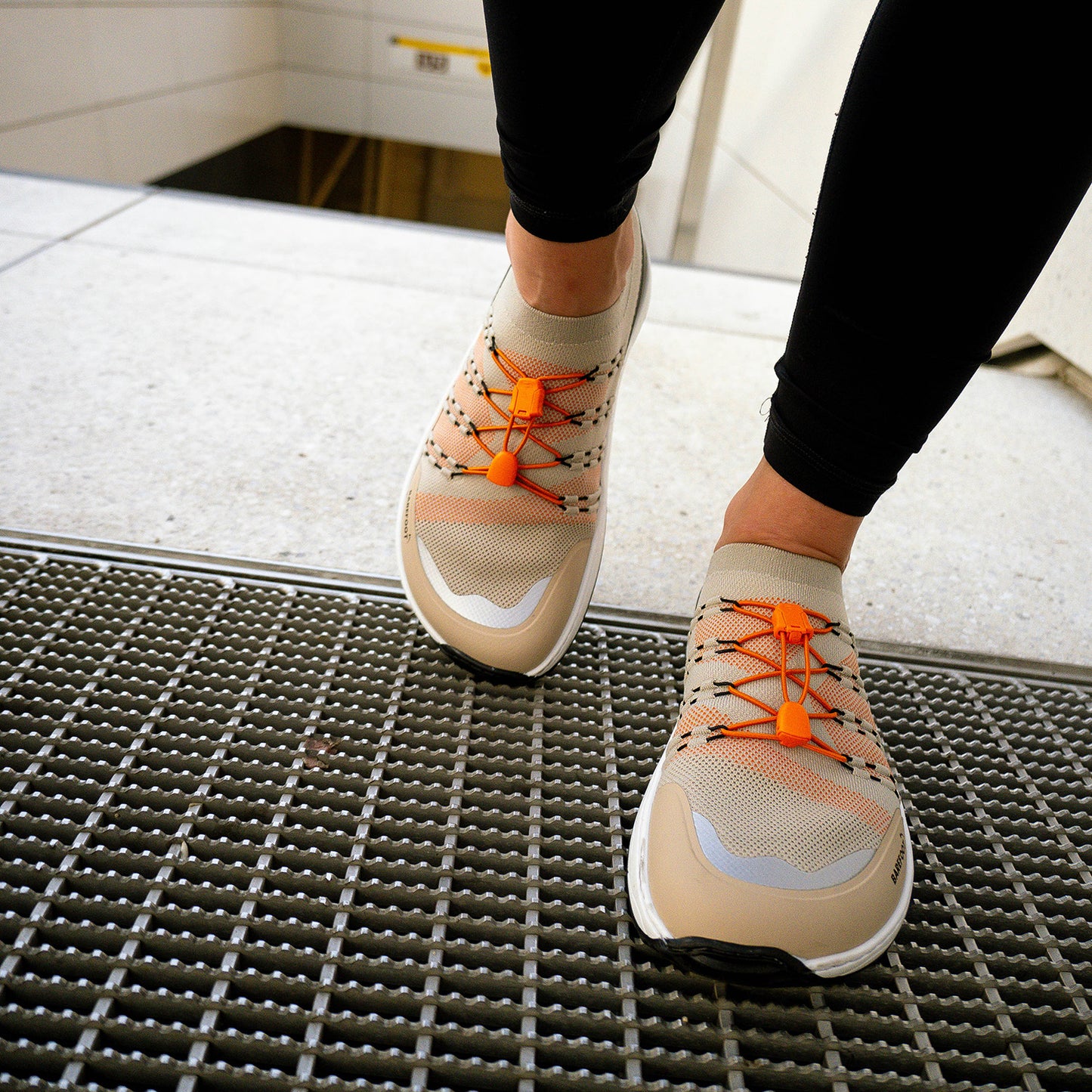 Barfuß-Sneaker Barebarics Voyager - Beige & Weiß