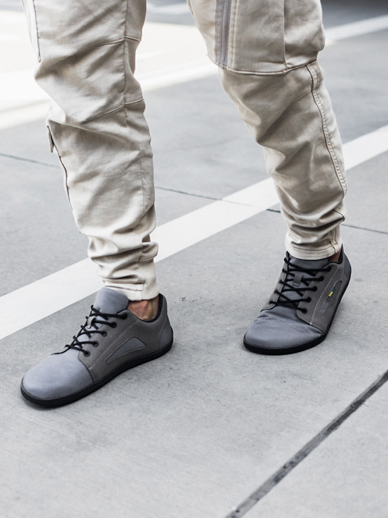 Barfuß-Sneaker - Be Lenka Whiz - Grau