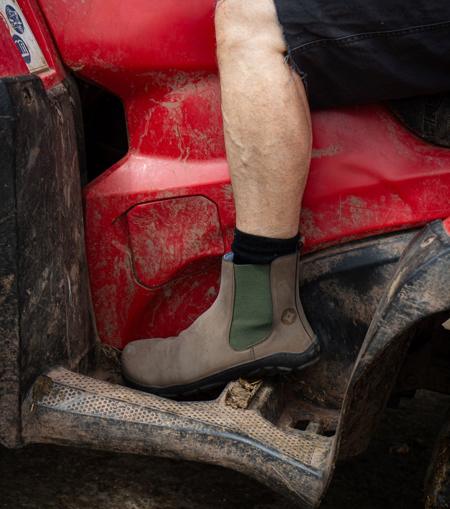 Barefoot Safety Chelsea Boots in light brown microNobuk, built for tough jobs. 
