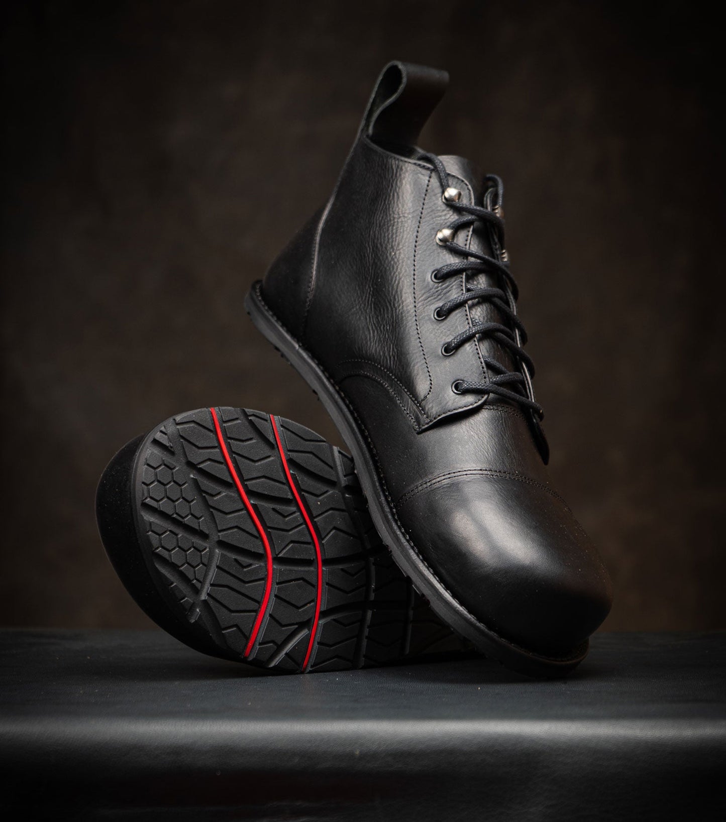 Barefoot Safety Carpenters boots by Gaucho Ninja Barefoot Work Boots with Safety Caps