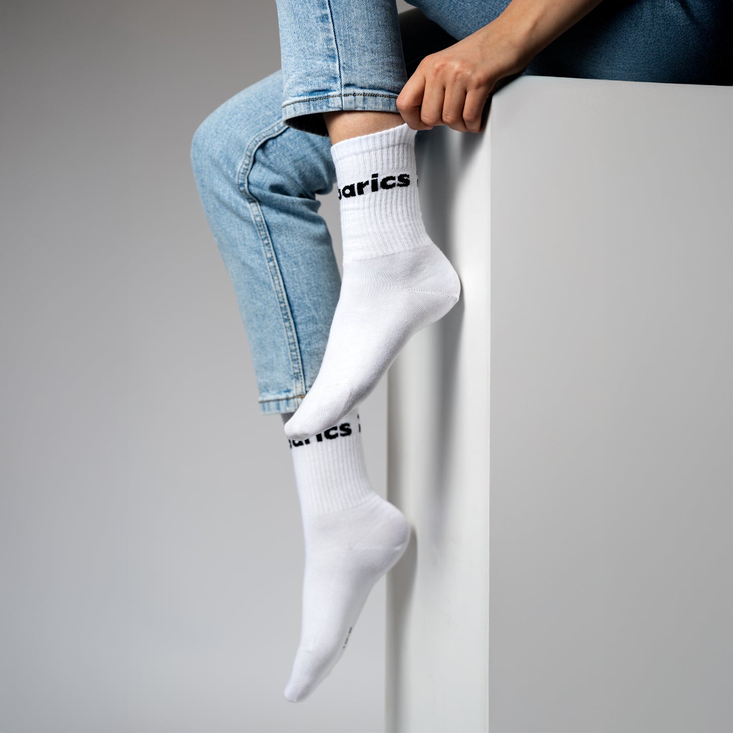 Barebarics - Barefoot Socks - Crew - White - Big logo