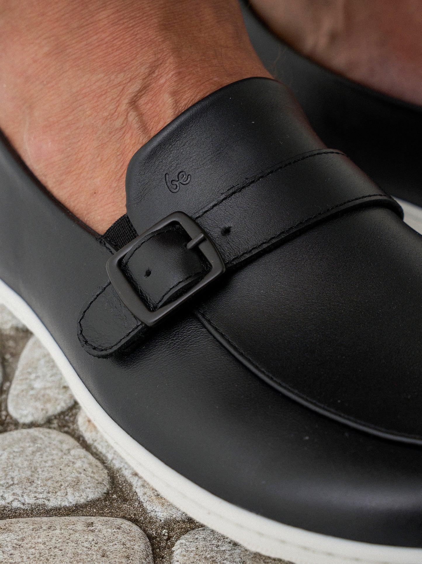 Barefoot Moccasins Be Lenka Amadeus - Black & White