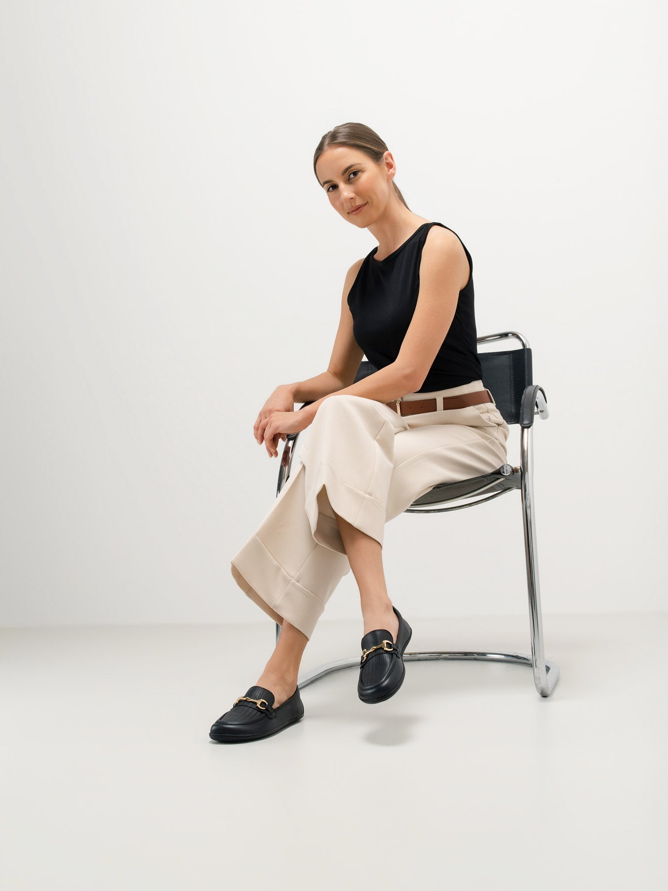 Barefoot Moccasins Be Lenka Divella - Black & Gold