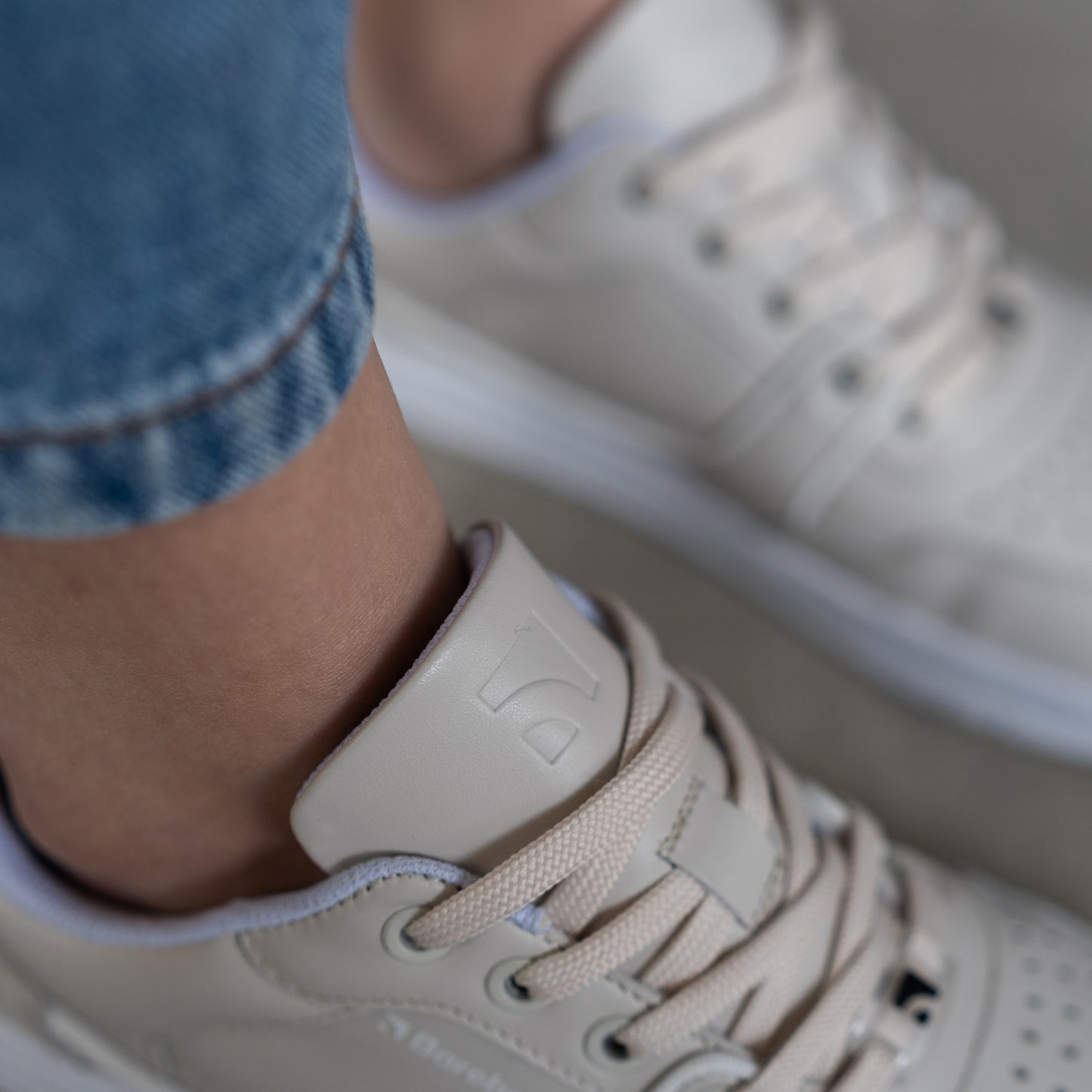 Baskets pieds nus Barebarics Arise - Blanc crème