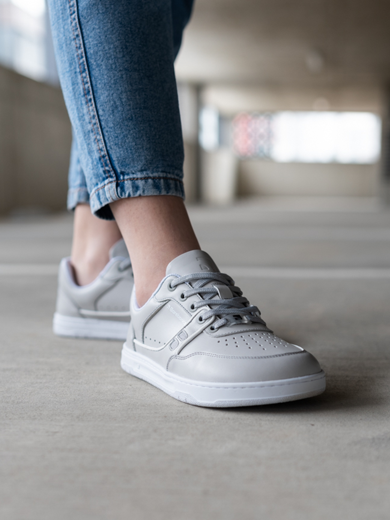 Baskets pieds nus Barebarics Arise - Gris clair