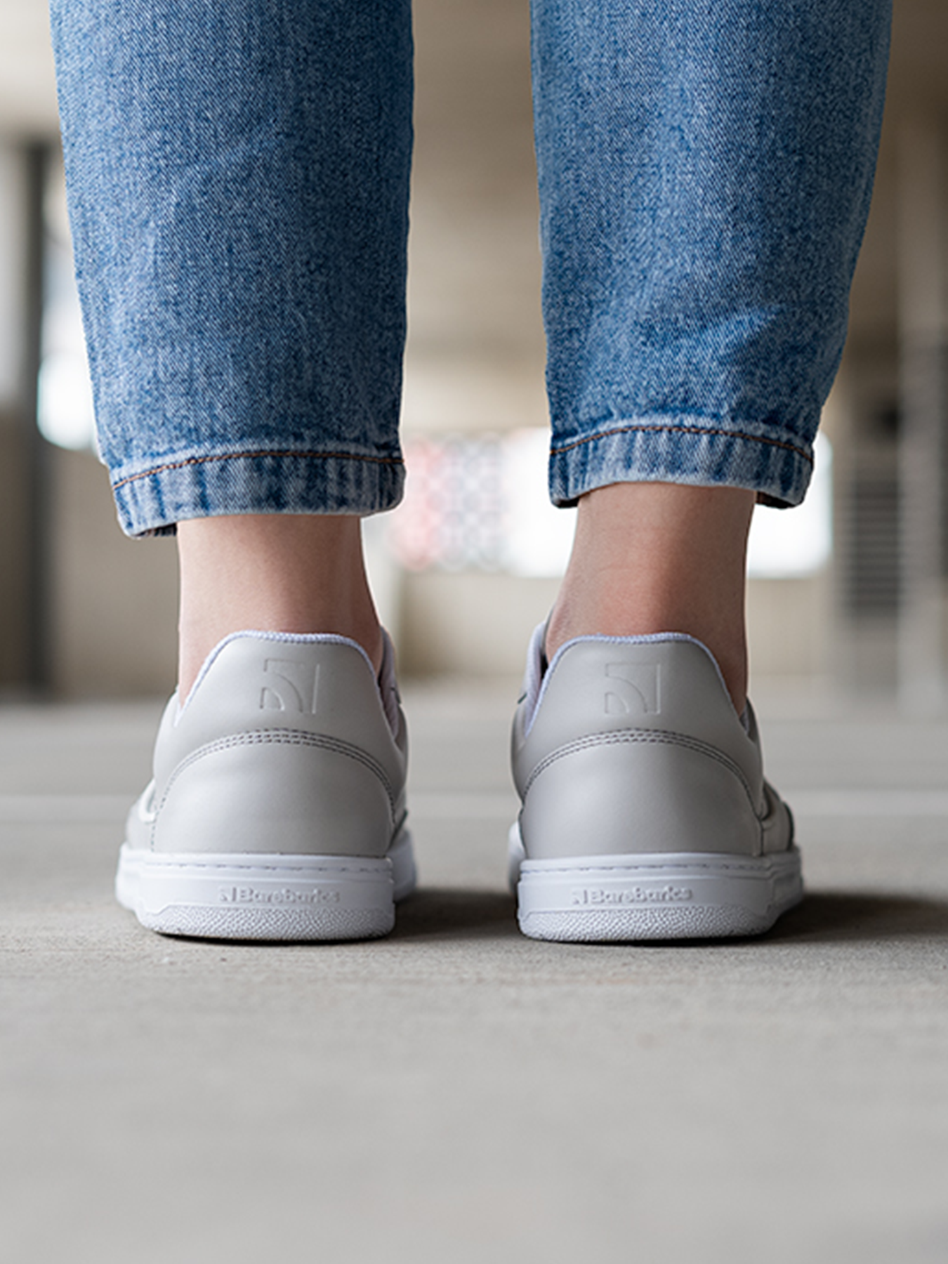 Baskets pieds nus Barebarics Arise - Gris clair