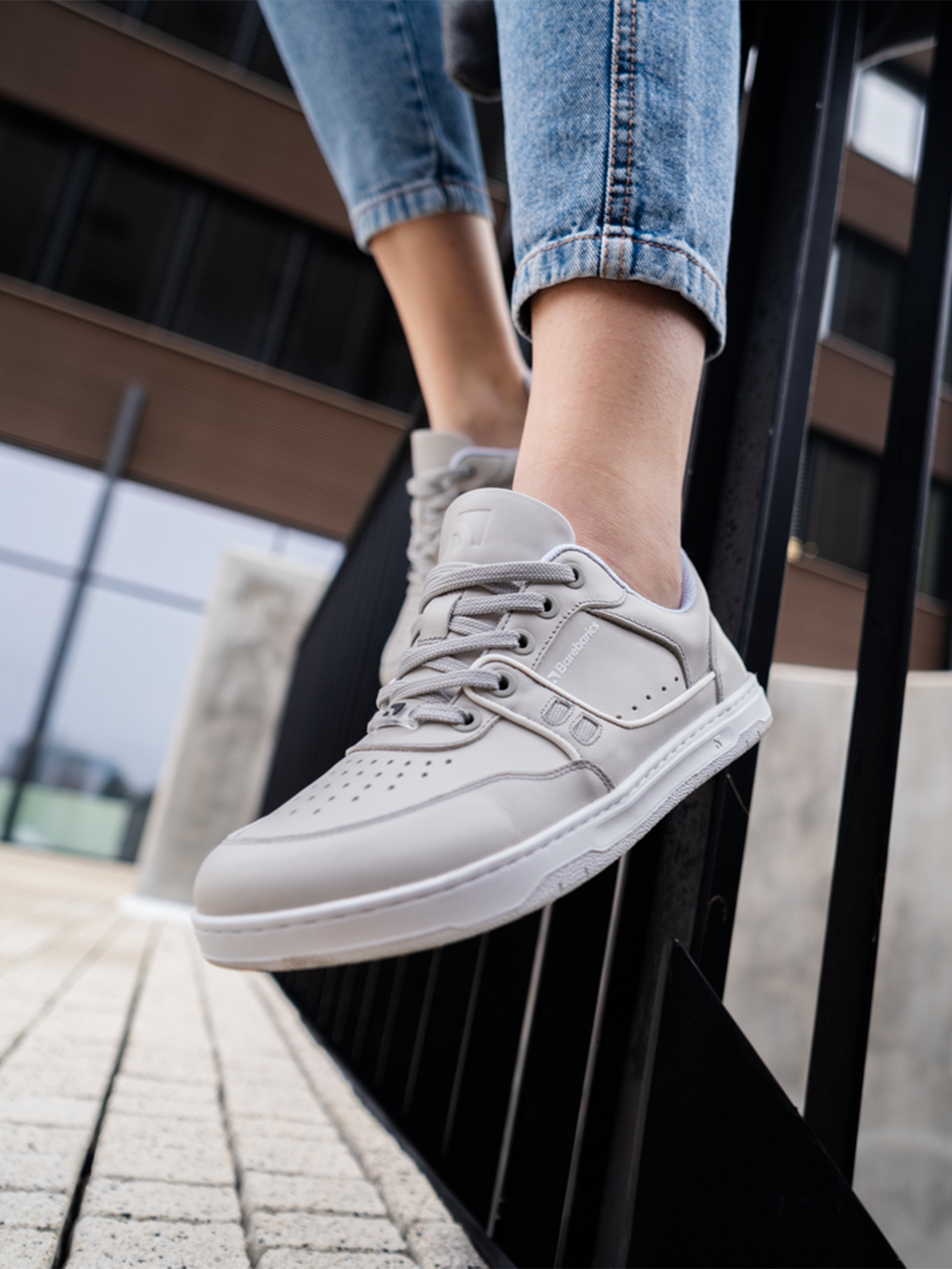 Baskets pieds nus Barebarics Arise - Gris clair