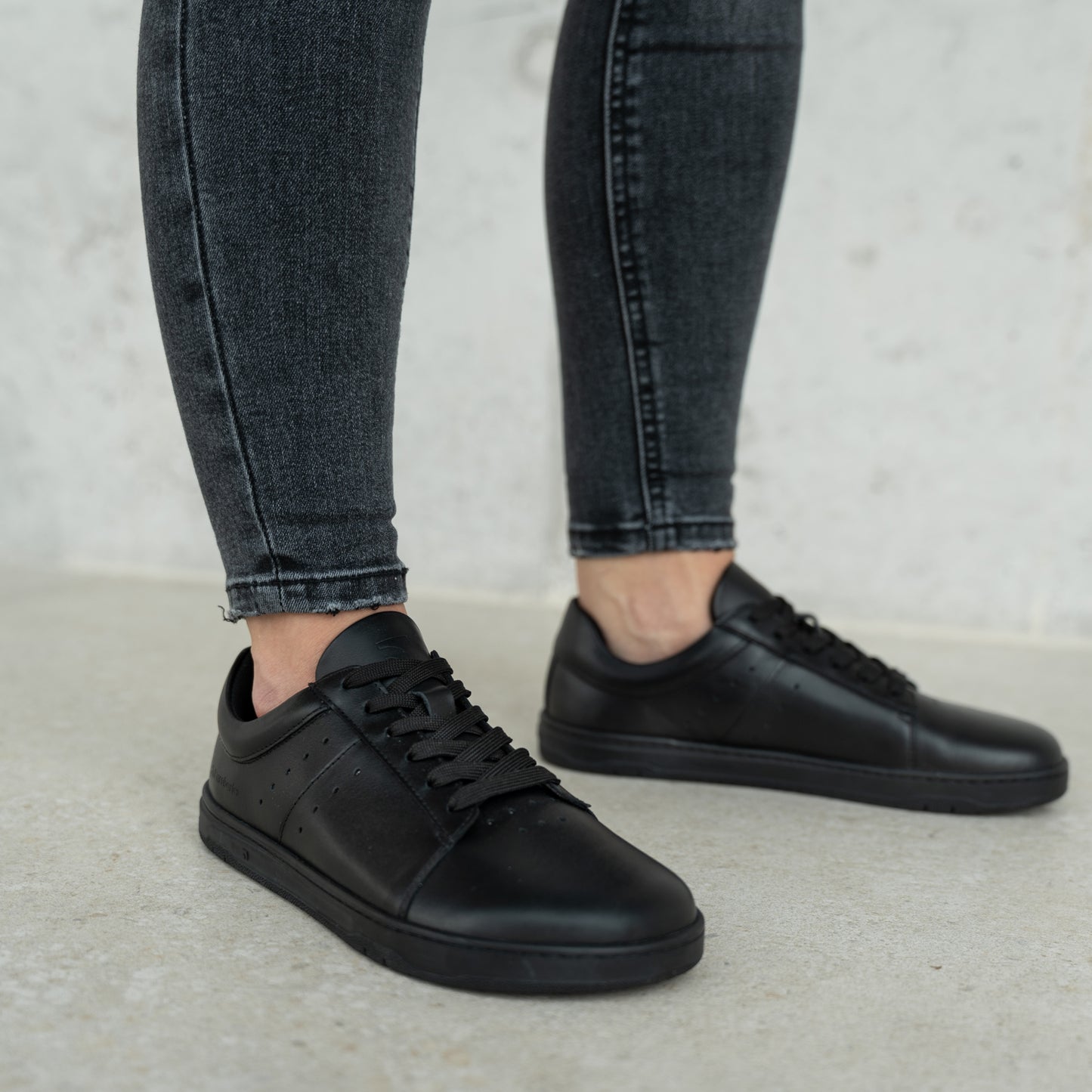 Baskets pieds nus Barebarics Enigma - Tout noir