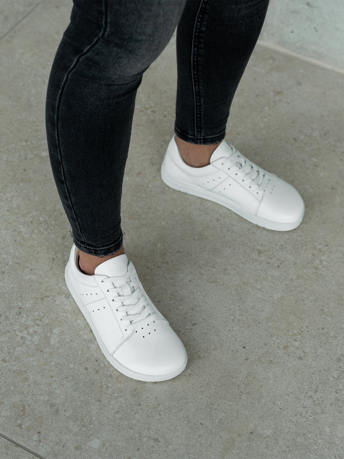 Barefoot Sneakers Barebarics Enigma - All White
