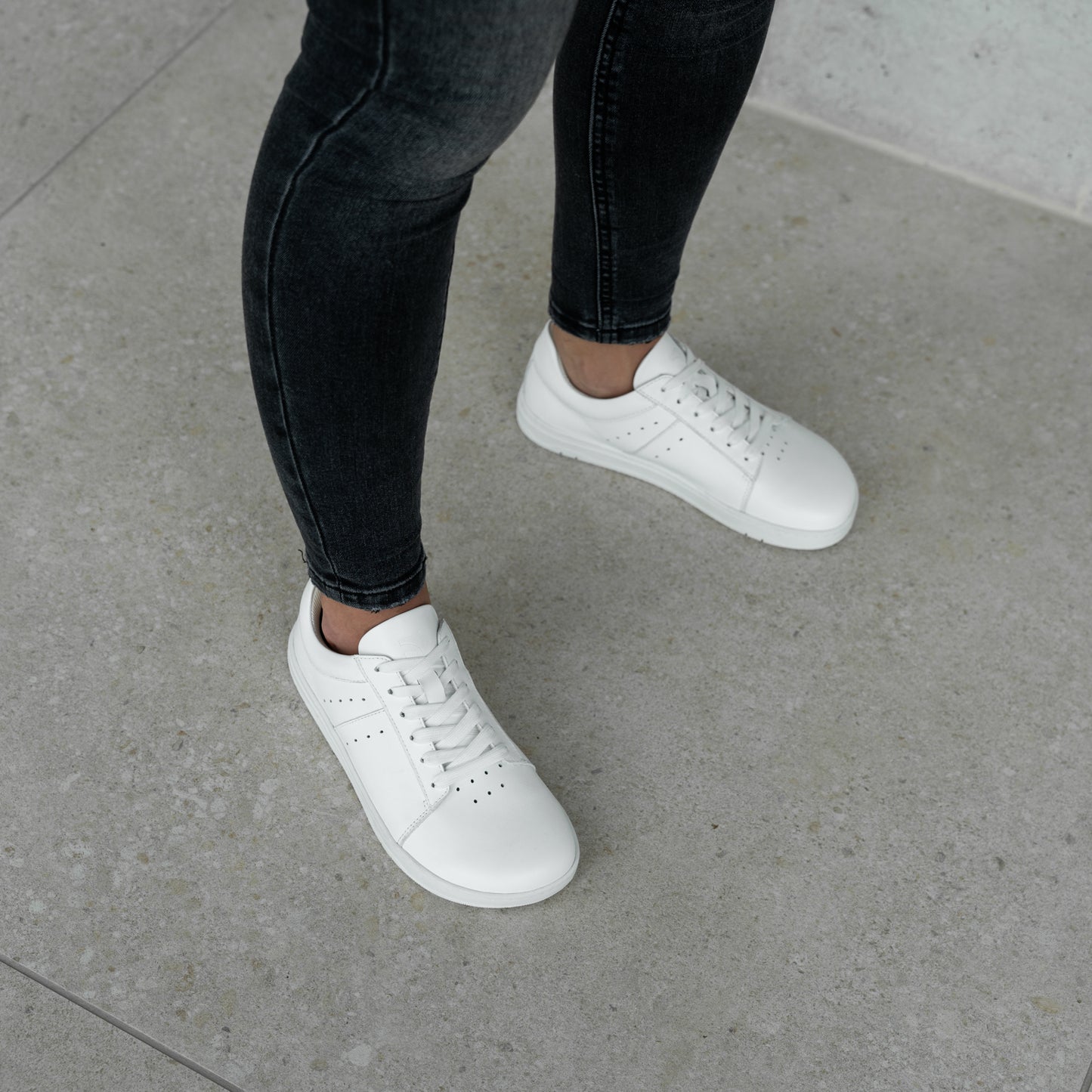Barefoot Sneakers Barebarics Enigma - All White