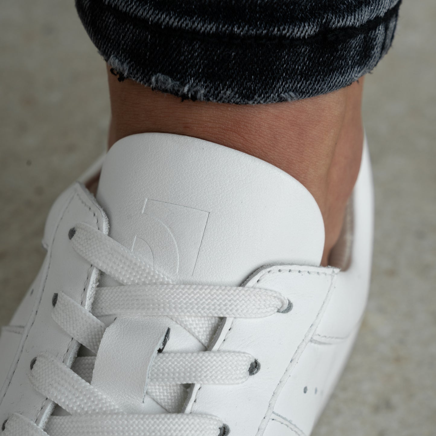 Barefoot Sneakers Barebarics Enigma - All White
