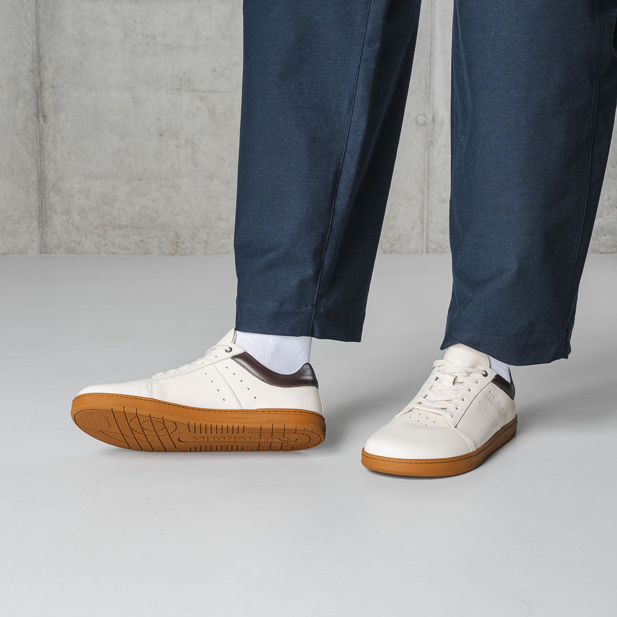 Barefoot Sneakers Barebarics Enigma - Ivory
