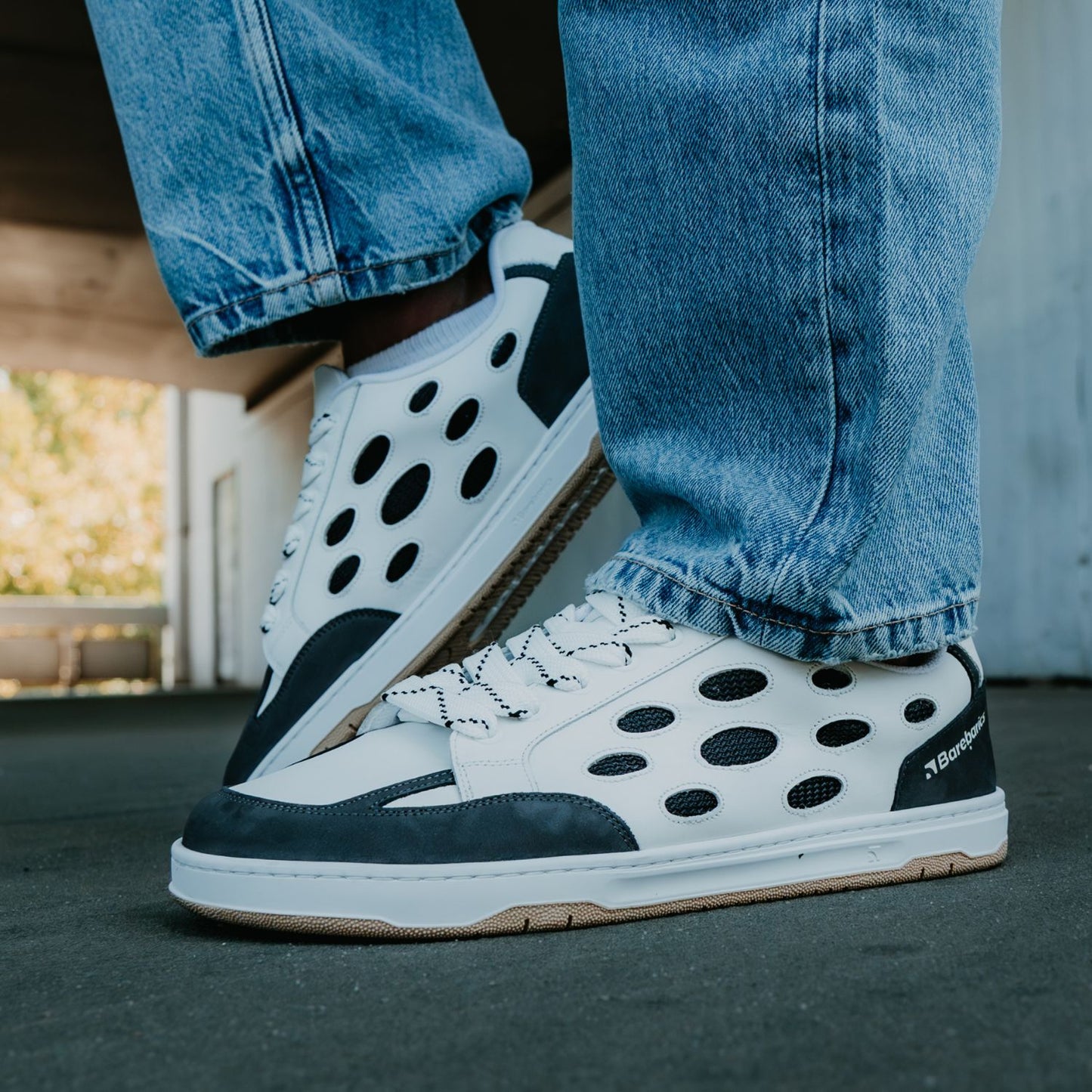Baskets pieds nus Barebarics Fusion - Blanc et anthracite