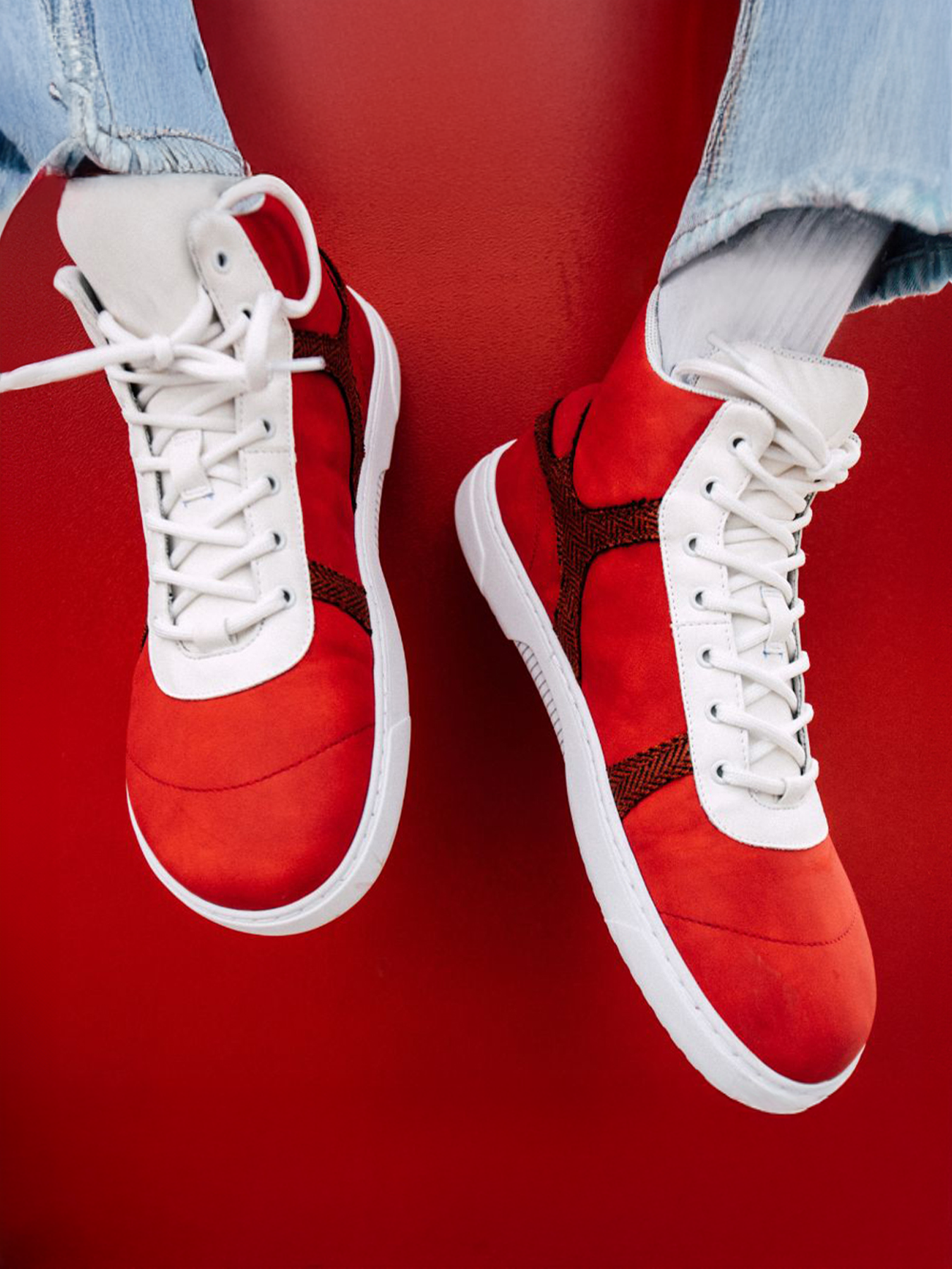 Baskets pieds nus Barebarics - Hifly - Rouge et blanc
