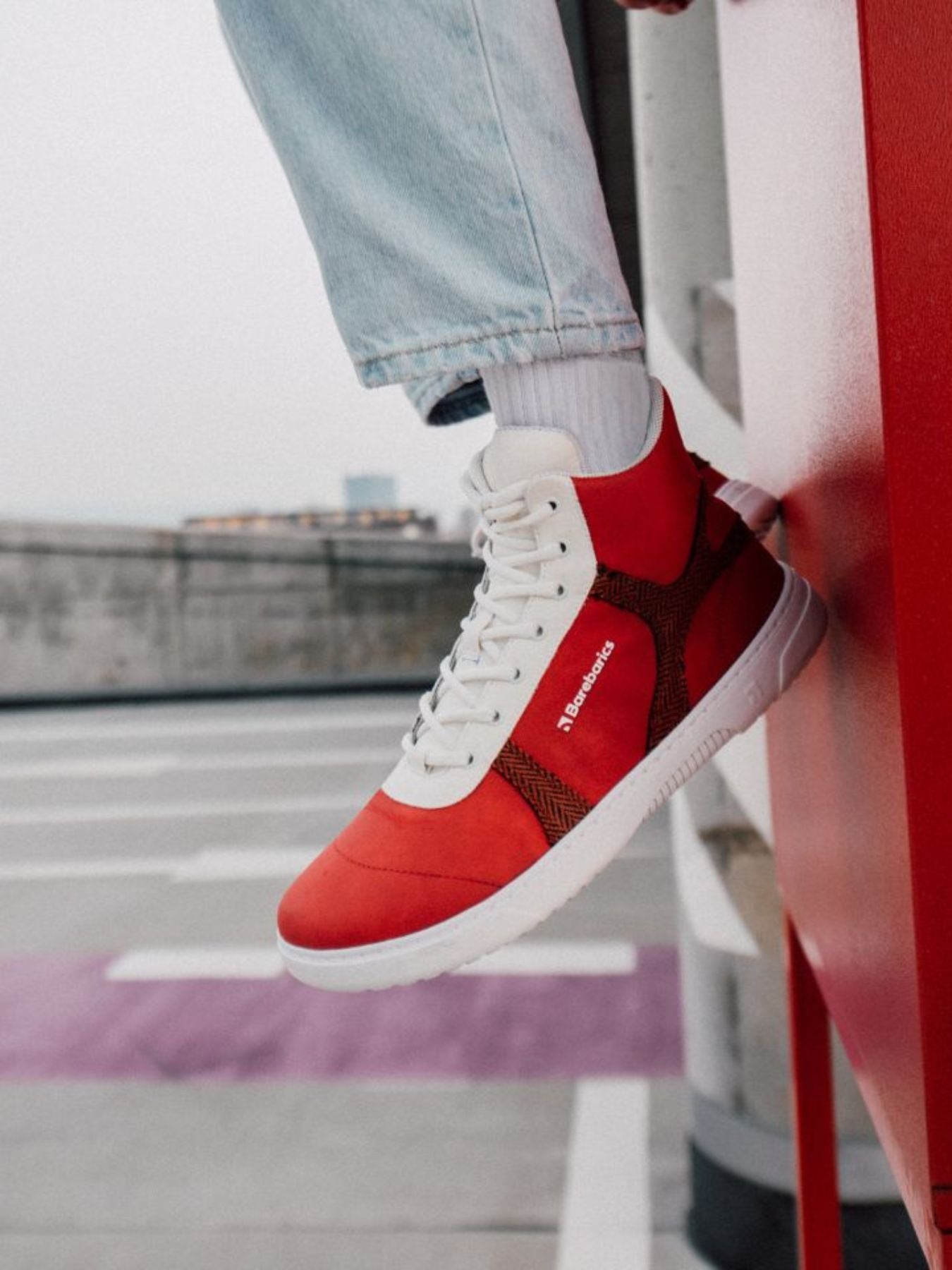 Baskets pieds nus Barebarics - Hifly - Rouge et blanc