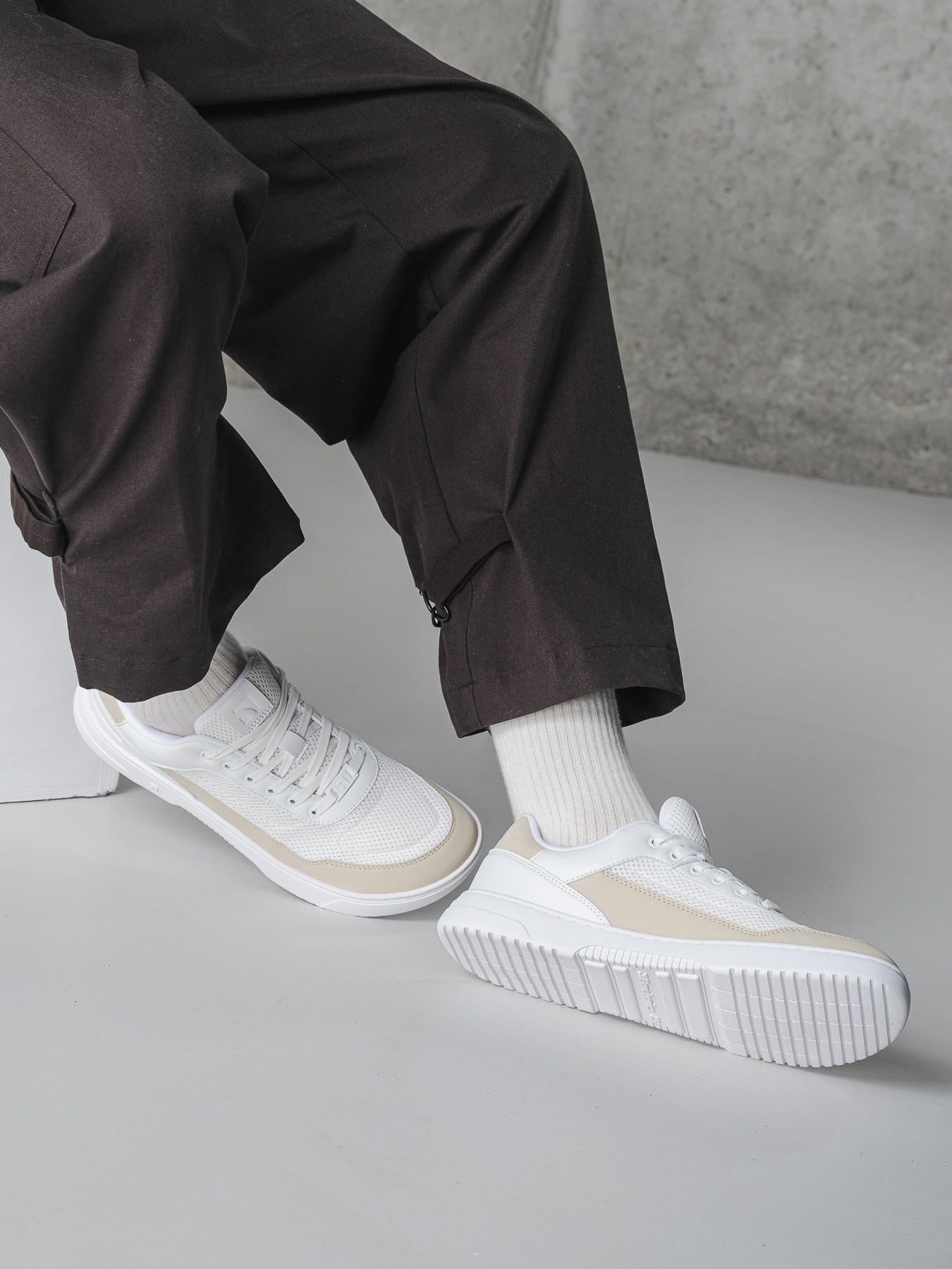 Barefoot Sneakers Barebarics Vaporo - White & Beige
