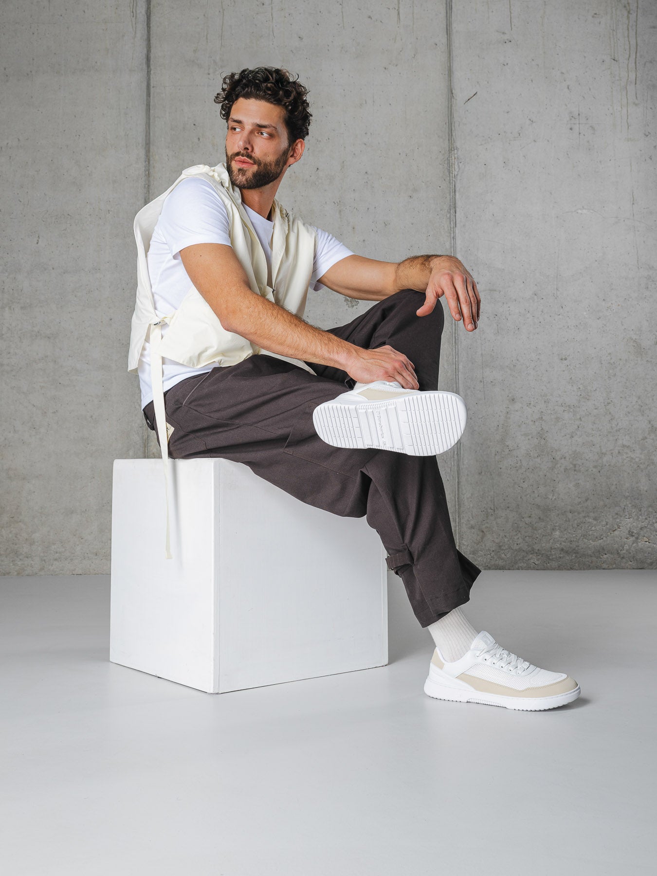 Barefoot Sneakers Barebarics Vaporo - White & Beige