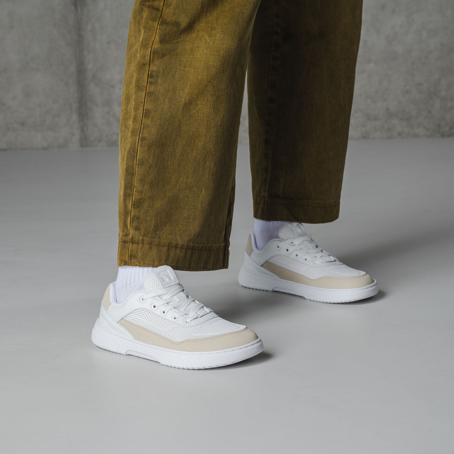 Barefoot Sneakers Barebarics Vaporo - White & Beige