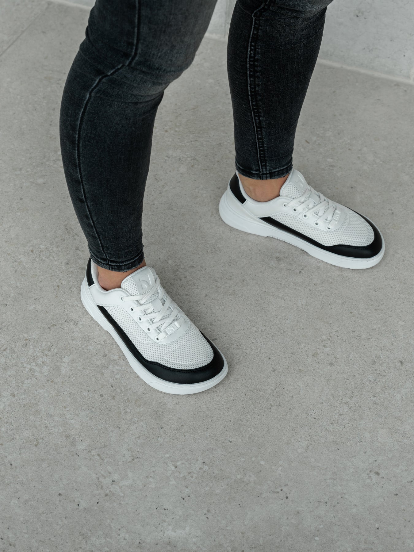 Barefoot Sneakers Barebarics Vaporo - White & Black