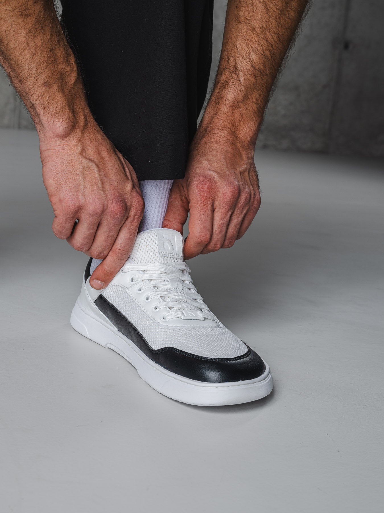 Barefoot Sneakers Barebarics Vaporo - White & Black
