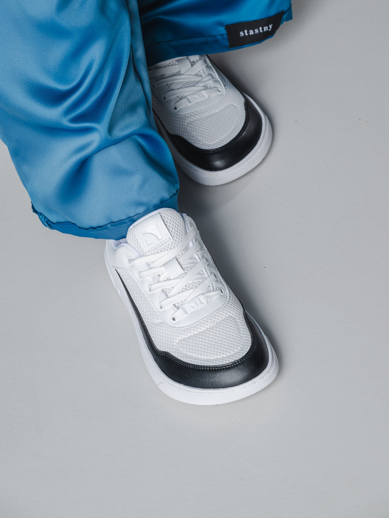 Barefoot Sneakers Barebarics Vaporo - White & Black