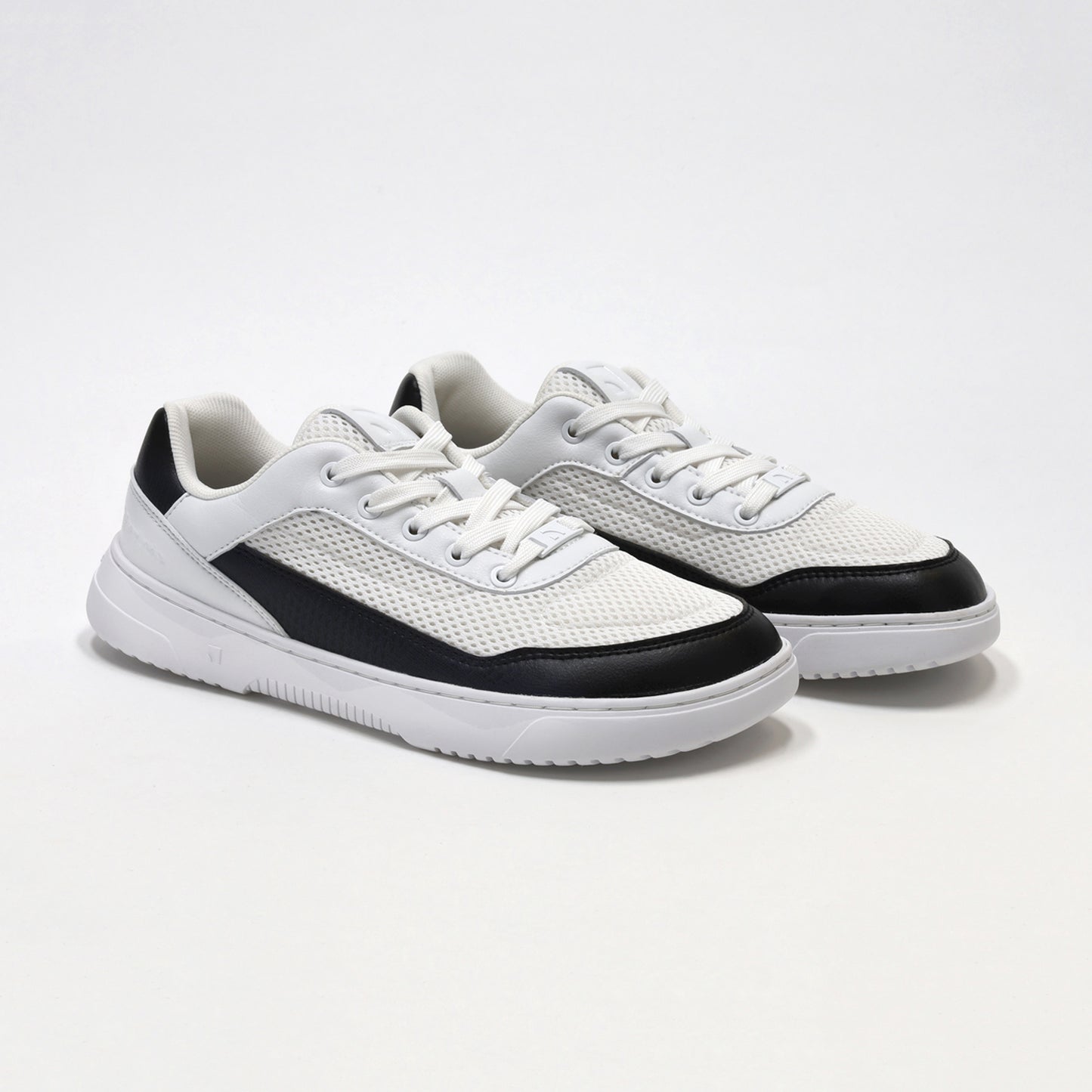Barefoot Sneakers Barebarics Vaporo - White & Black