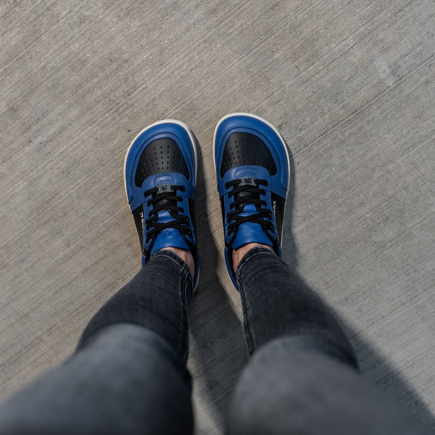 Baskets pieds nus Barebarics Wave - Noir et bleu