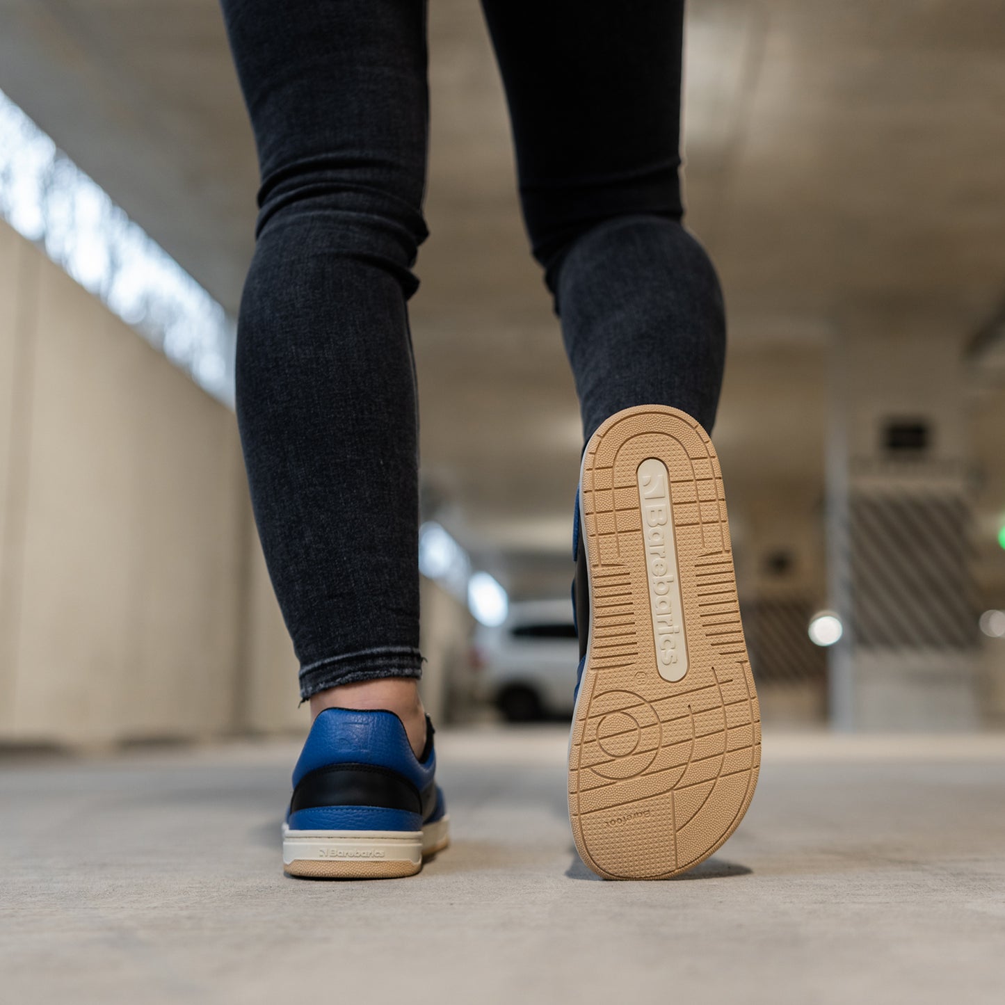 Baskets pieds nus Barebarics Wave - Noir et bleu