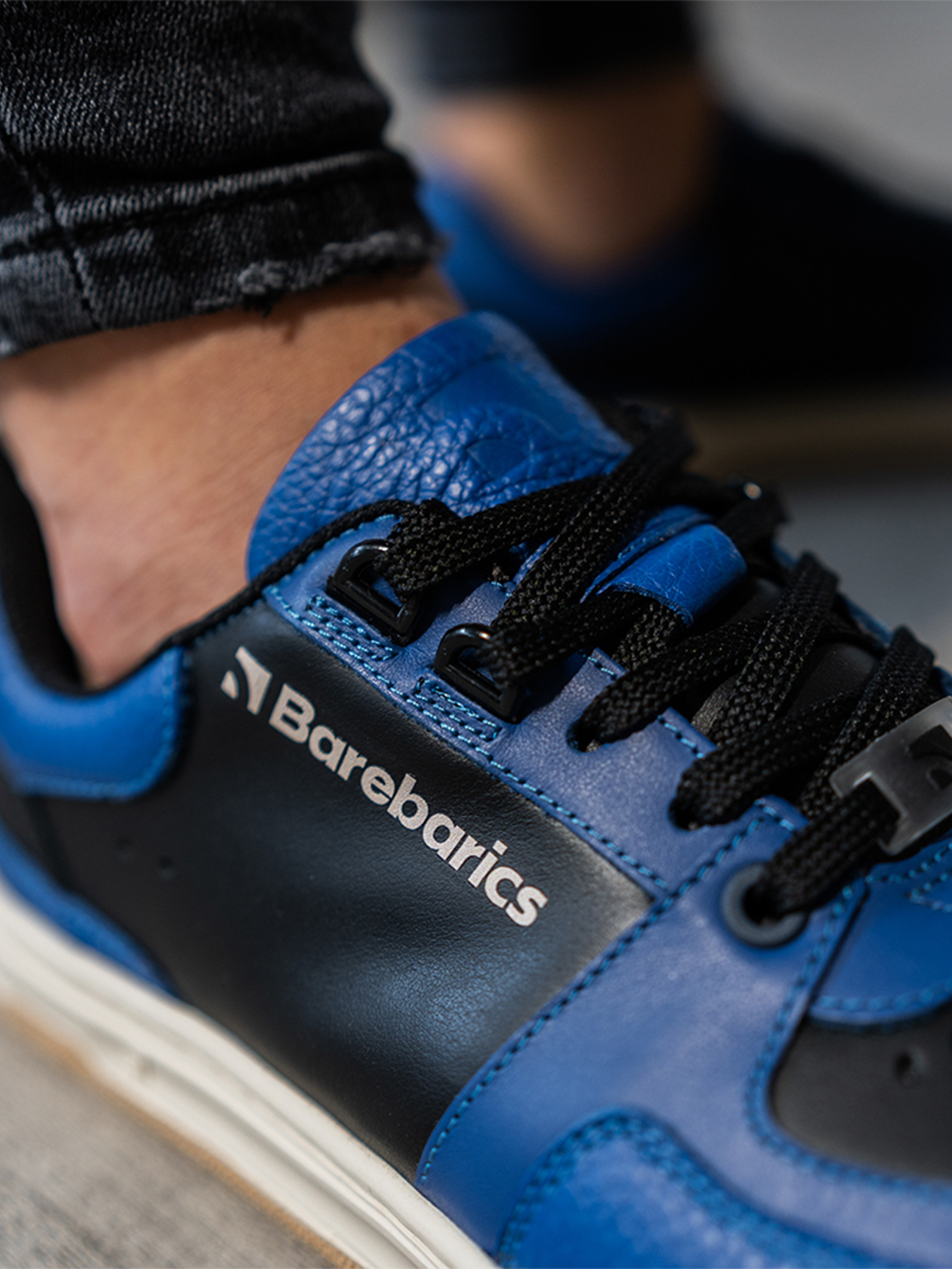 Baskets pieds nus Barebarics Wave - Noir et bleu
