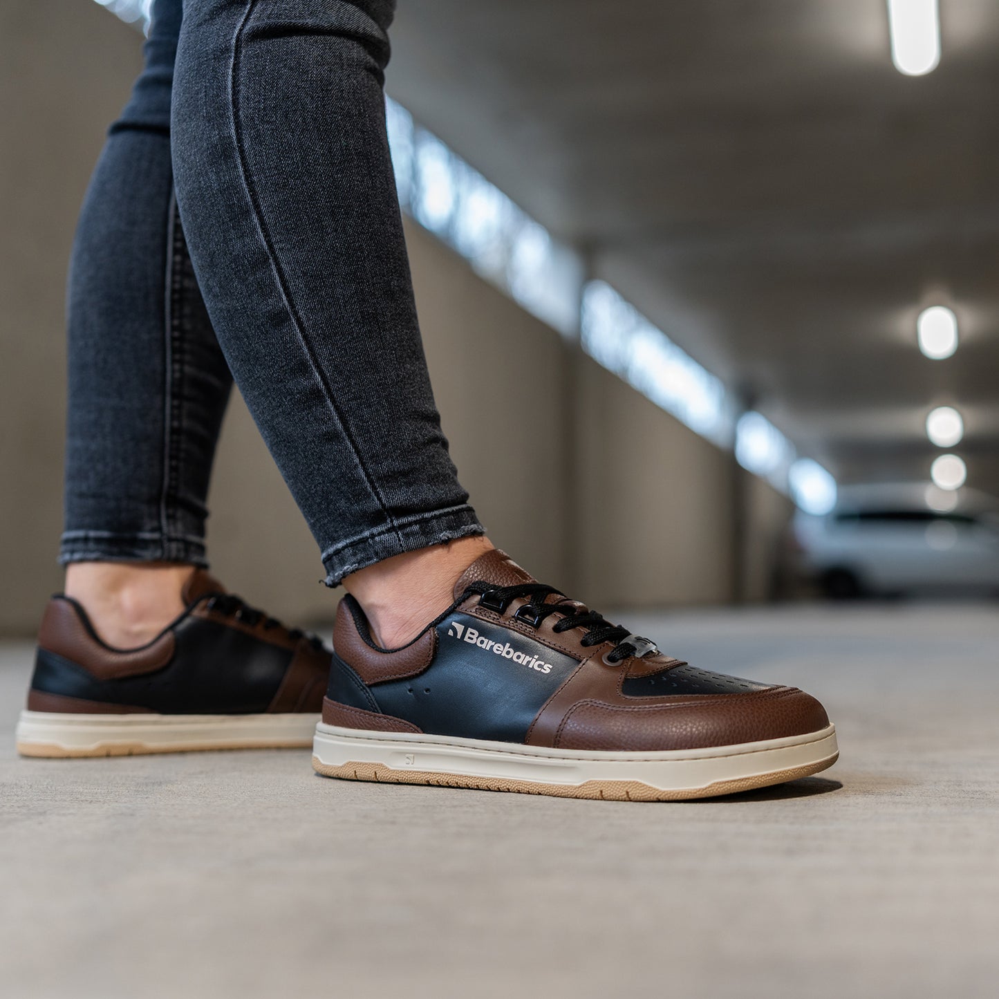 Baskets pieds nus Barebarics Wave - Noir et marron foncé