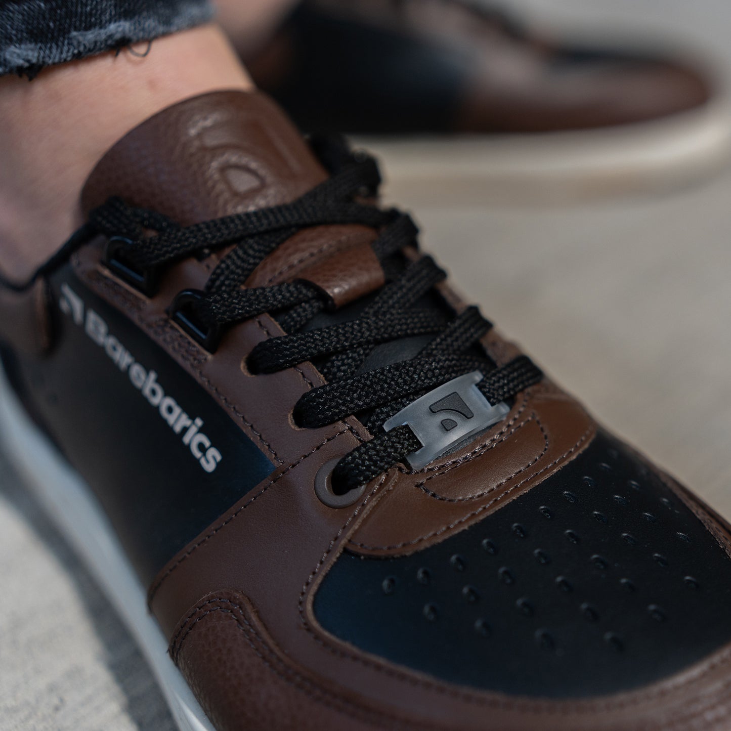 Baskets pieds nus Barebarics Wave - Noir et marron foncé