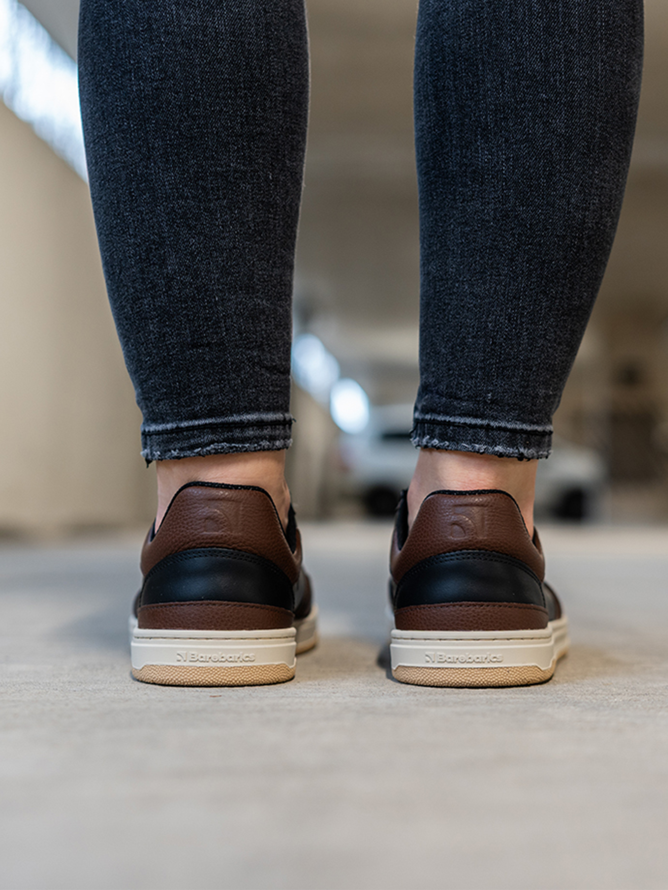 Baskets pieds nus Barebarics Wave - Noir et marron foncé