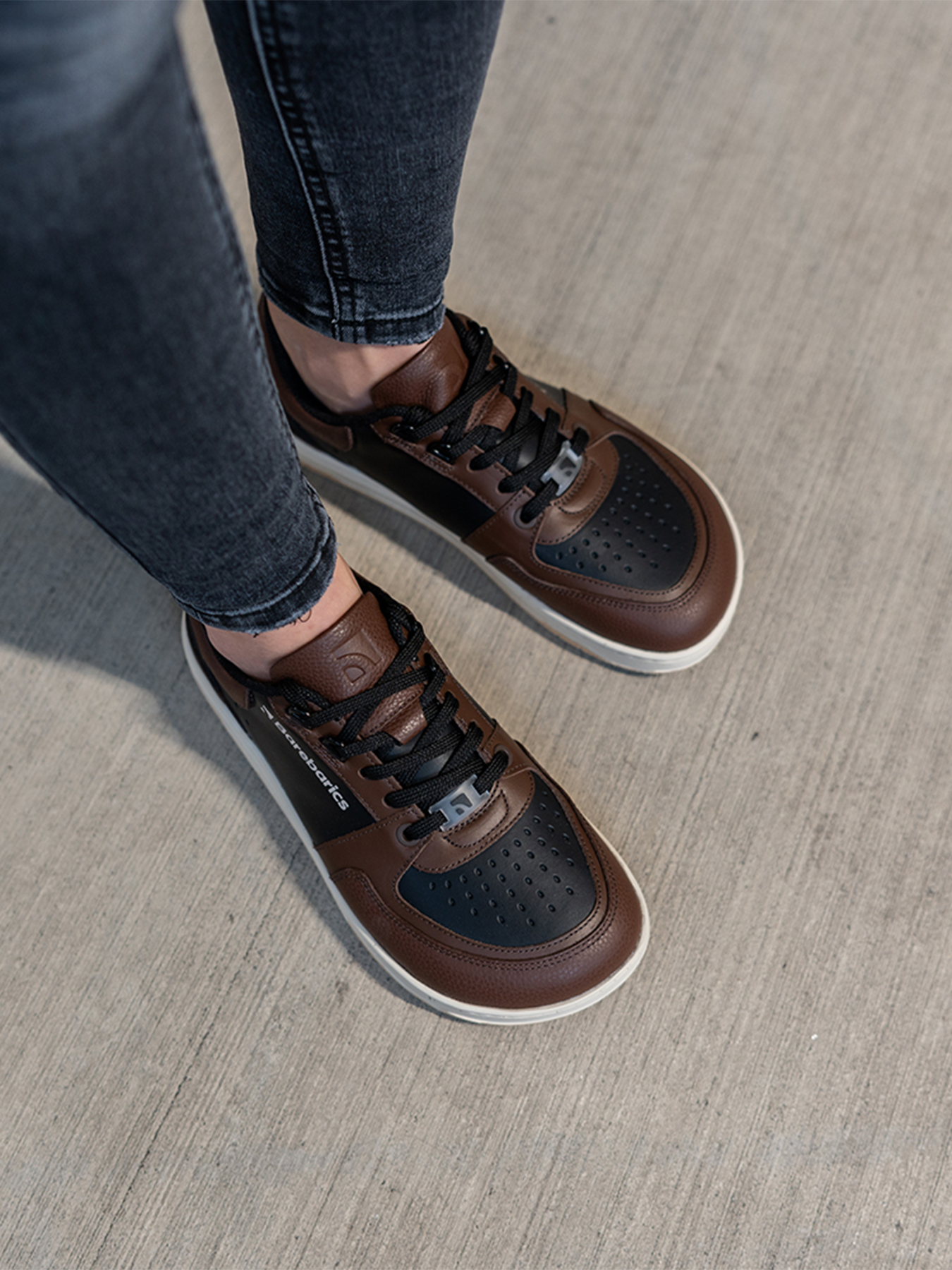 Baskets pieds nus Barebarics Wave - Noir et marron foncé