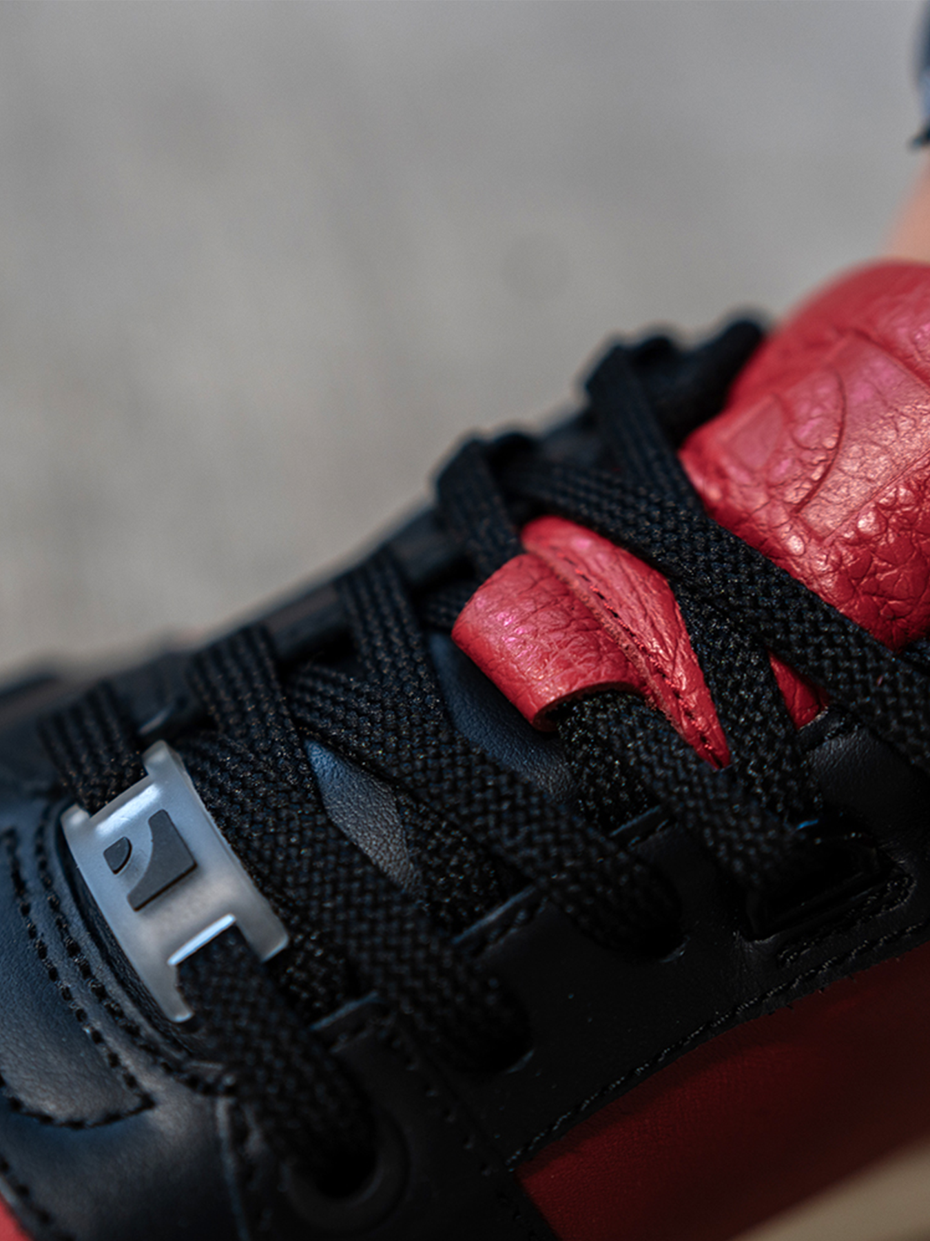 Barefoot Sneakers Barebarics Wave - Black & Red