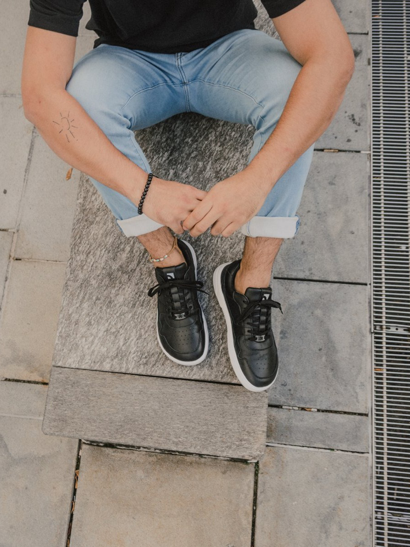 Baskets pieds nus Barebarics Zing - Noir et blanc - Cuir