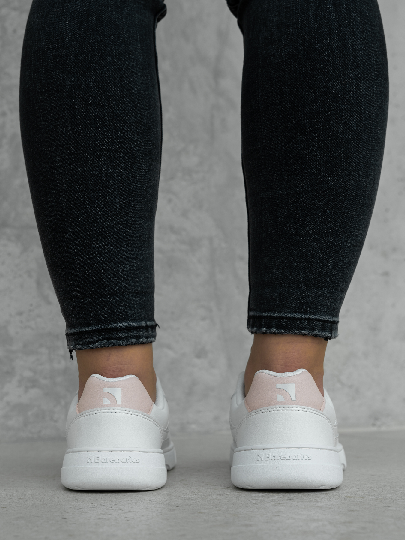 Baskets pieds nus Barebarics Zing - Fresh - Blanc et rose corail