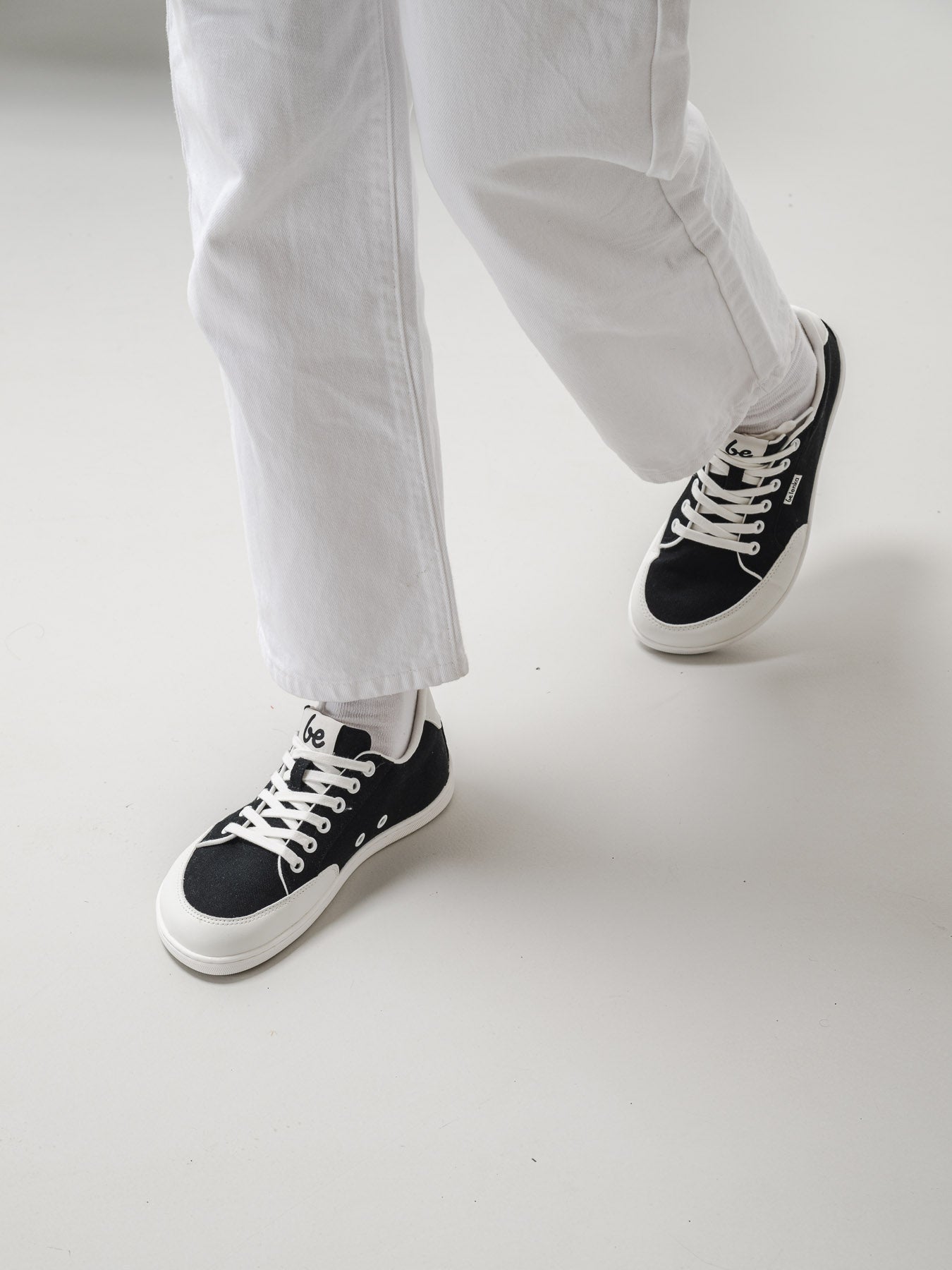 Barefoot Sneakers Be Lenka Rebound - Black & White
