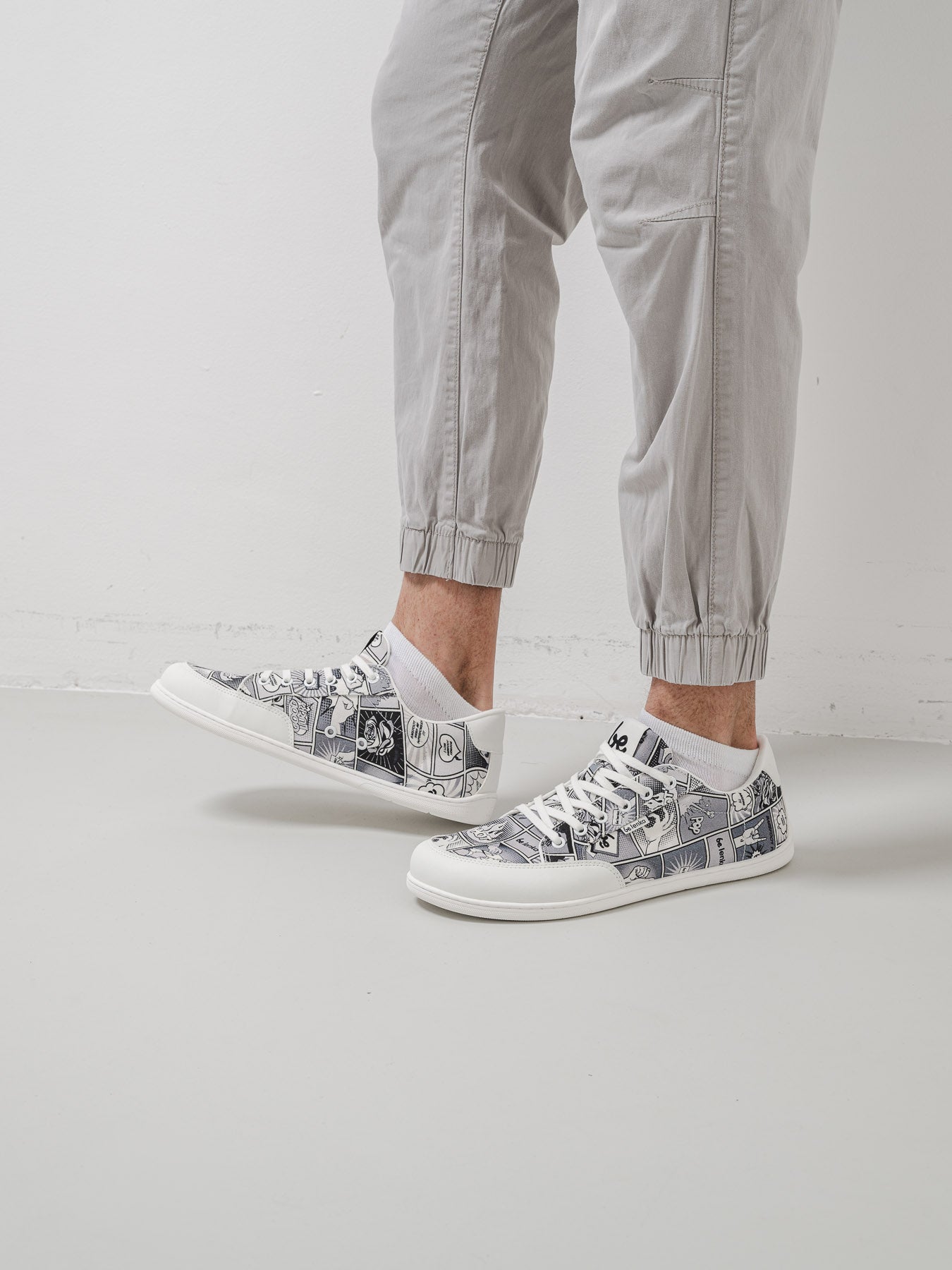 Barefoot Sneakers Be Lenka Rebound - Comics Black & White