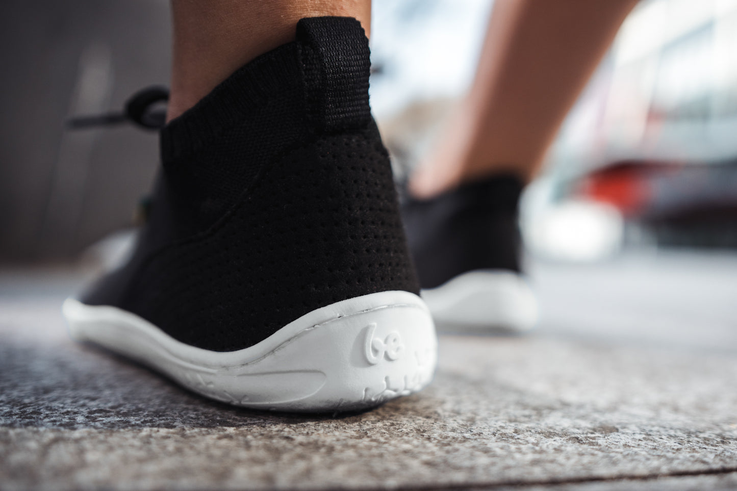 Barefoot Sneakers - Be Lenka Stride - Black & White