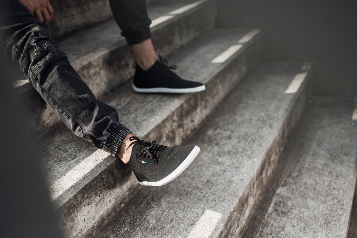 Barefoot Sneakers - Be Lenka Stride - Black & White