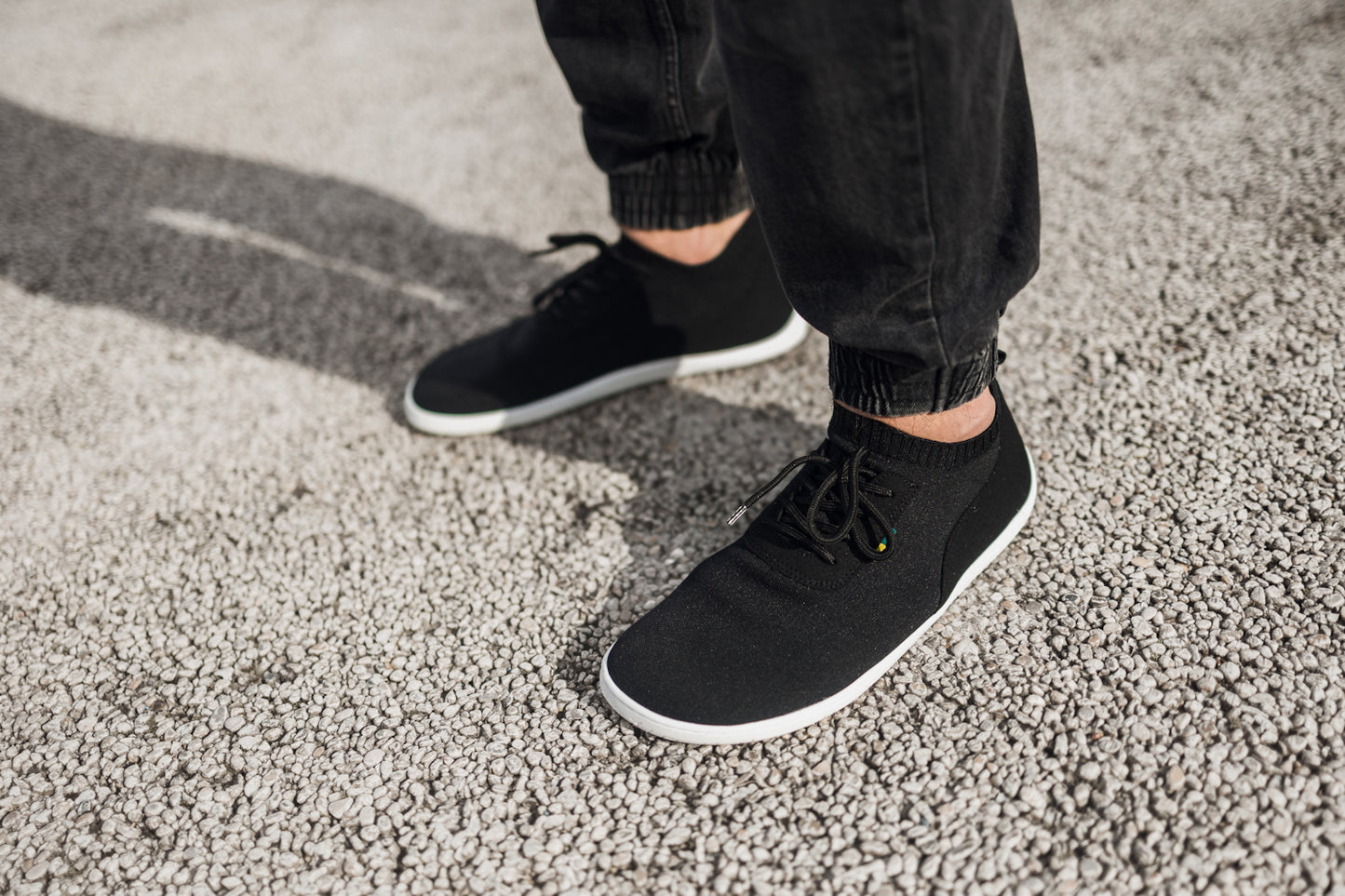 Barefoot Sneakers - Be Lenka Stride - Black & White