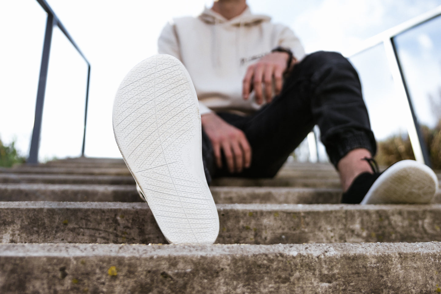 Barefoot Sneakers - Be Lenka Stride - Black & White