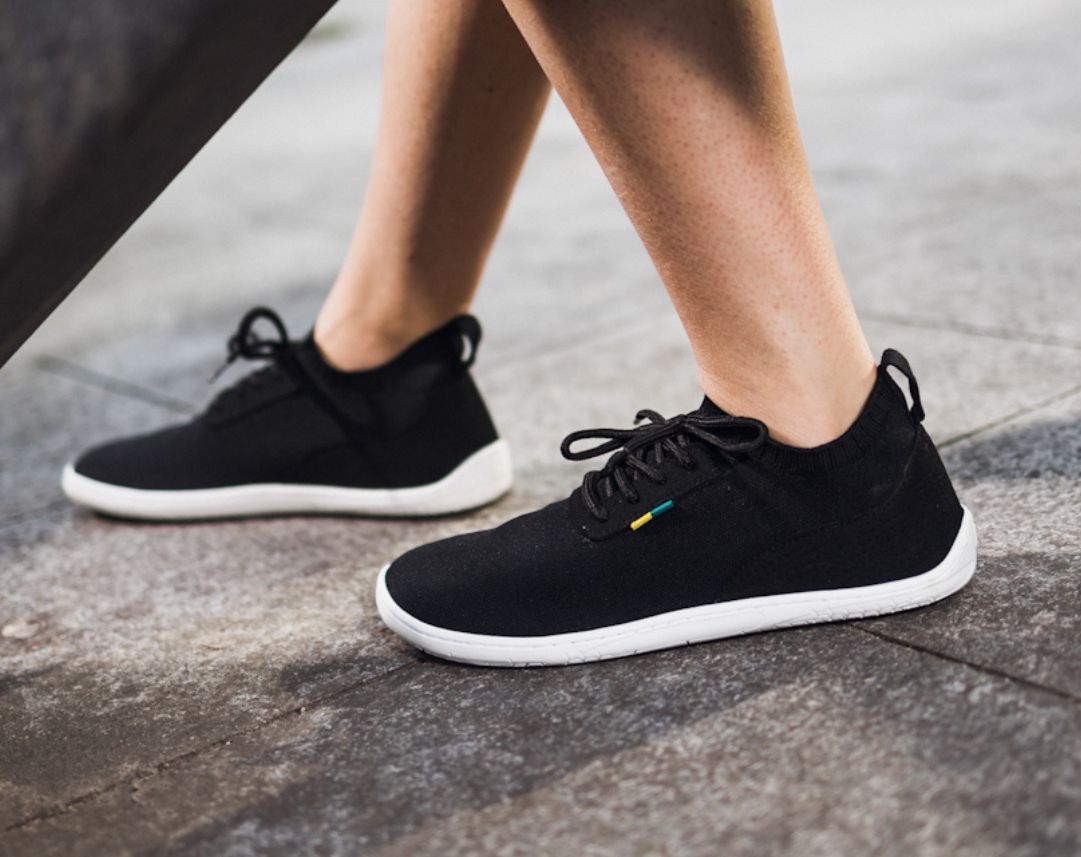 Barefoot Sneakers - Be Lenka Stride - Black & White