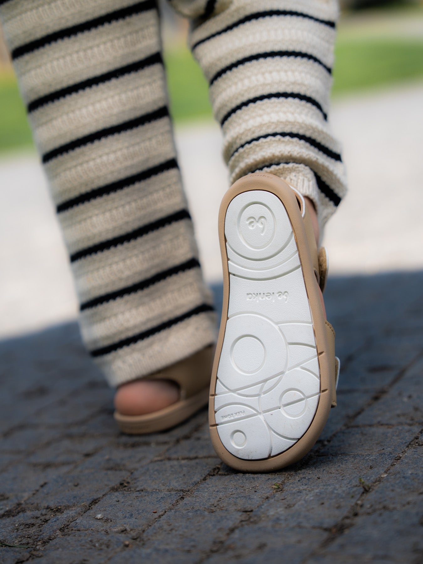 Kids' barefoot sandals Be Lenka Miami Kids - Light Brown