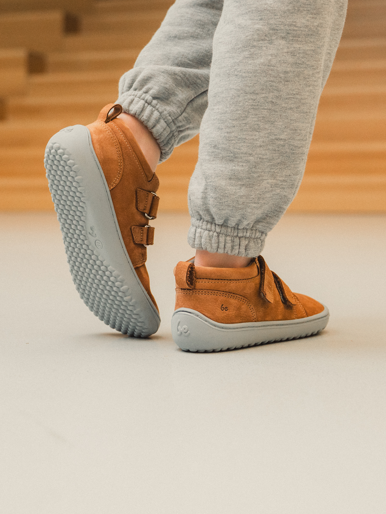 Enfants pieds nus Be Lenka Play - Cognac