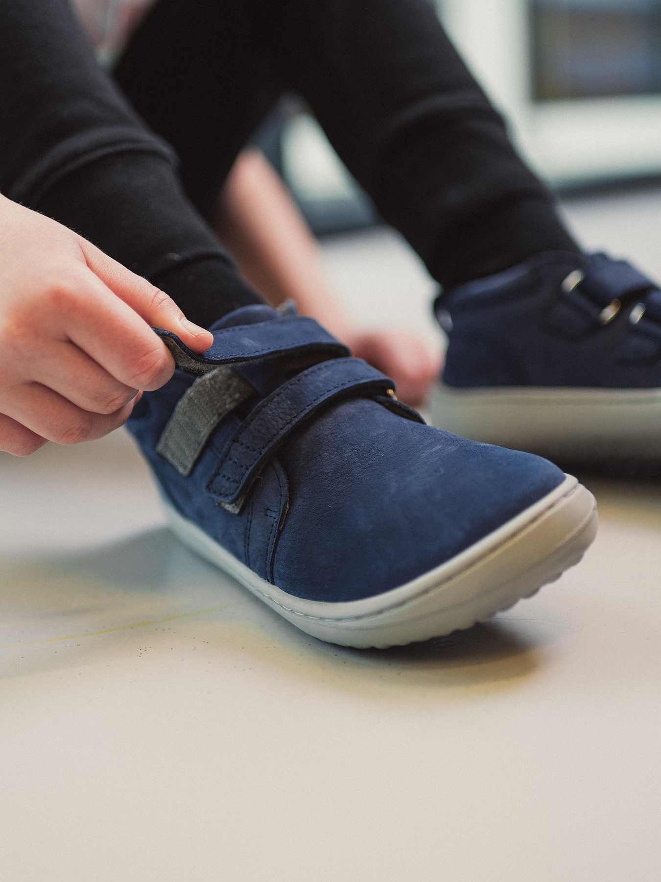 Chaussures de jeu pieds nus pour enfants Be Lenka Play - Bleu foncé