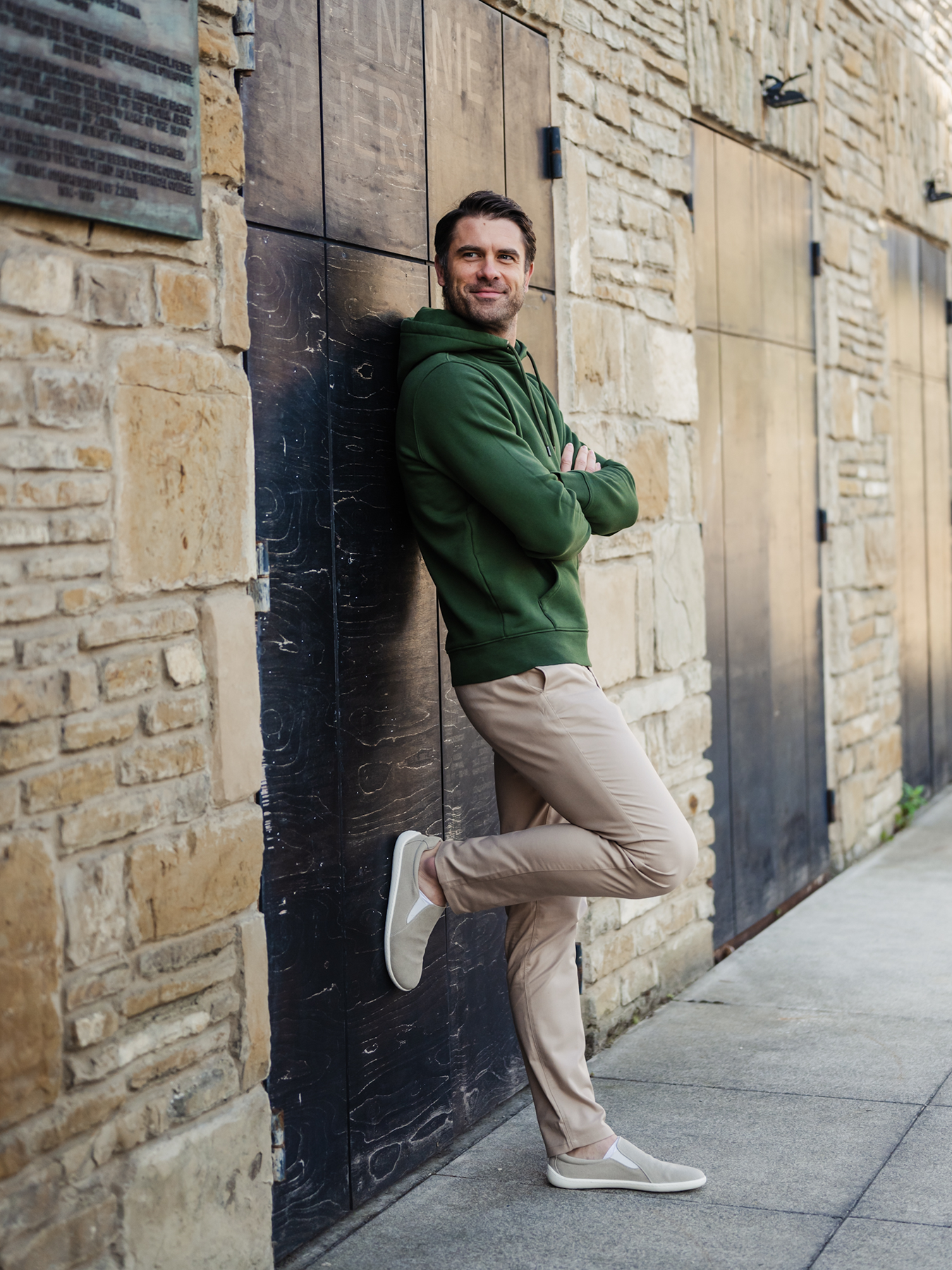 Sweat à capuche pour homme Be Lenka Essentials - Vert foncé