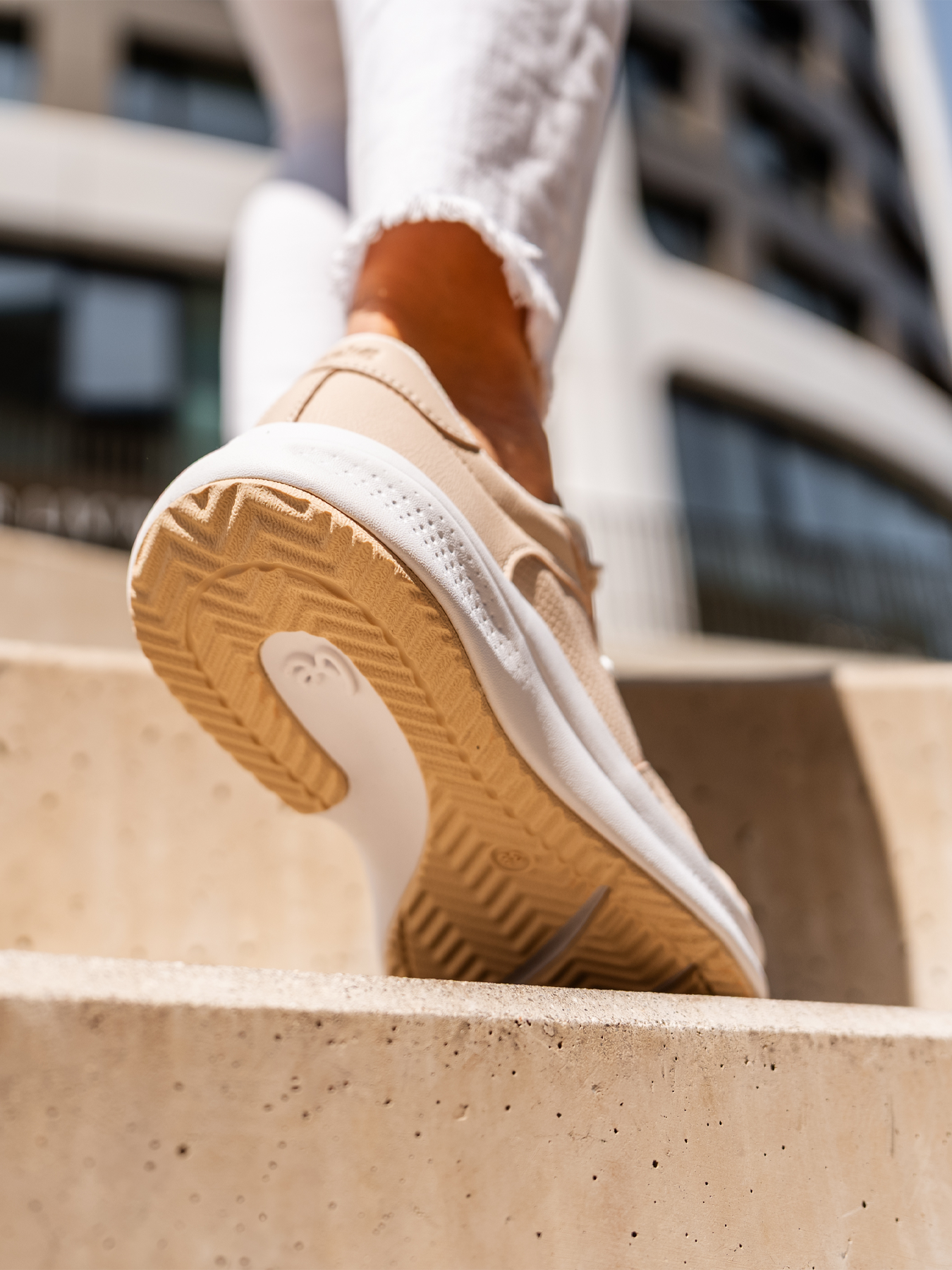 Chaussures de récupération Be Lenka Sydney - Sable